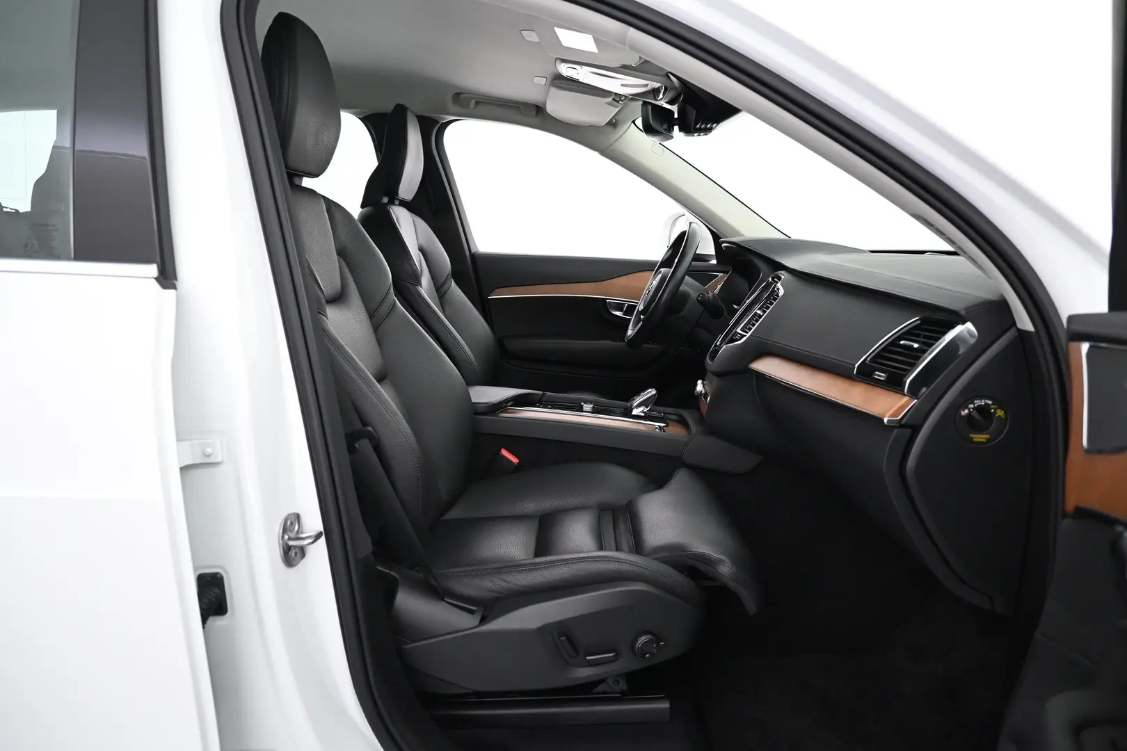 Car Image - 5qyLj4gXbXmKGYMWqBGLkk