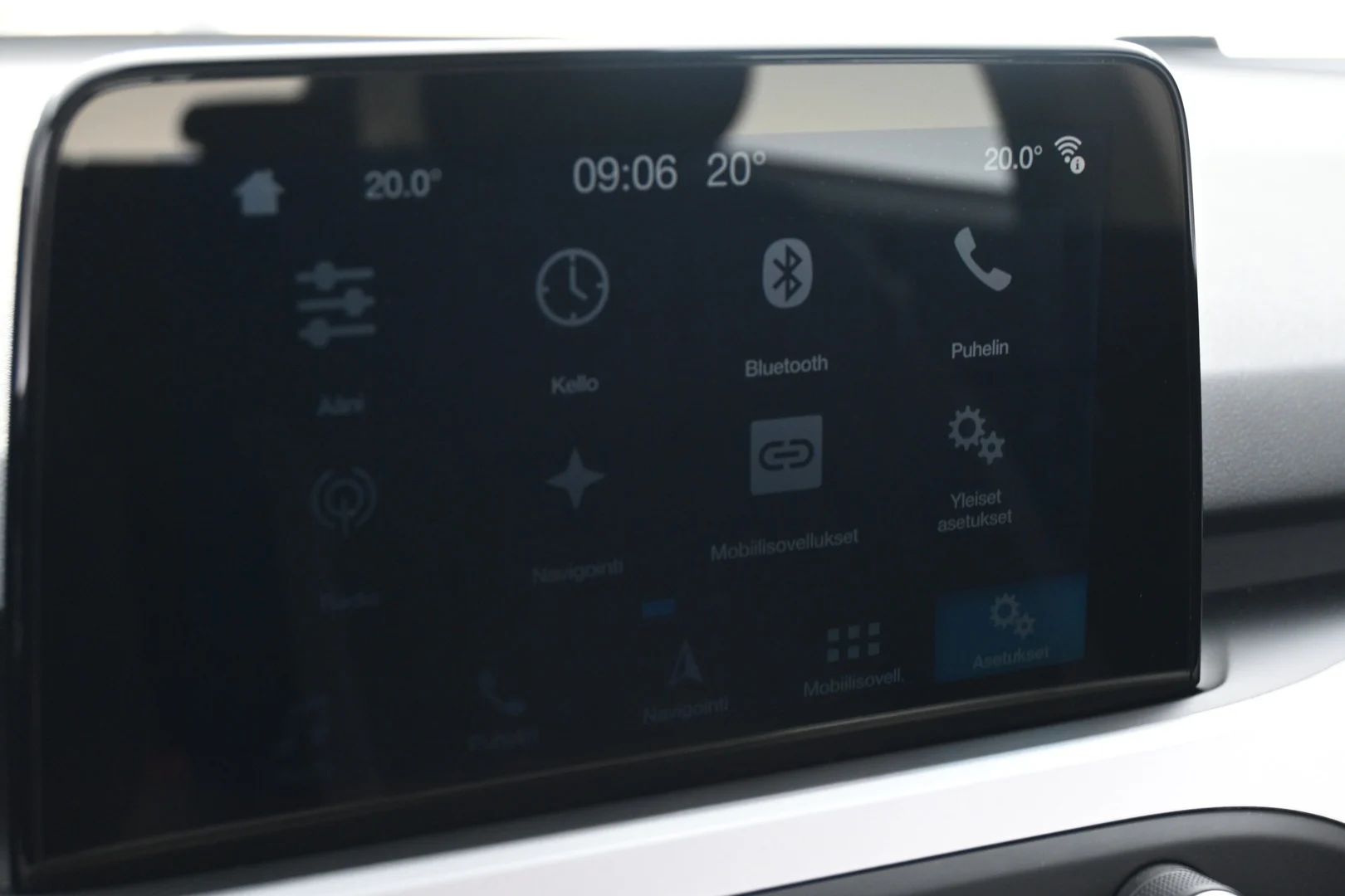 Car Image - 5MYT2tHwjeld7gb31aI5BK