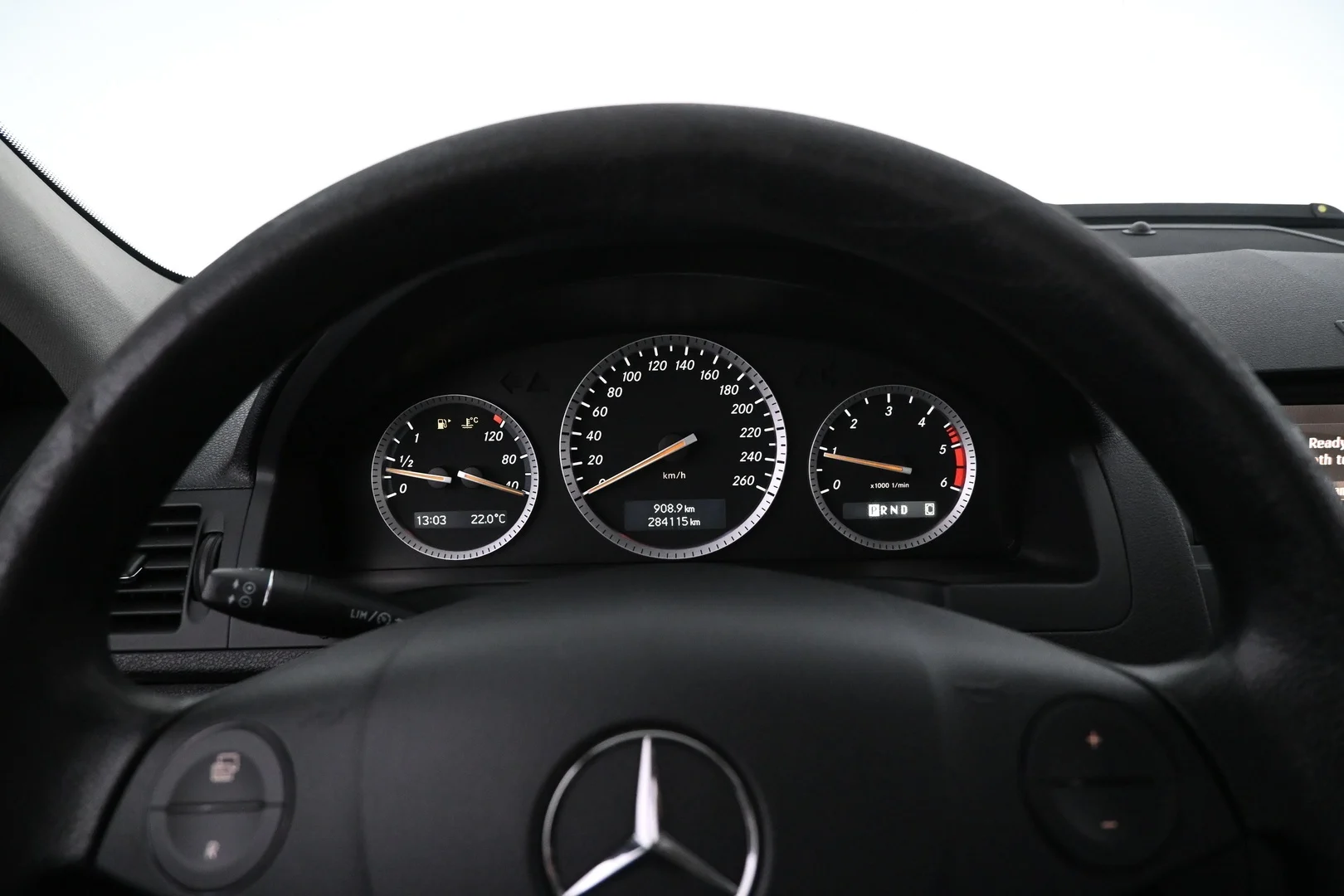 Car Image - 2cVxRjBnHZotTZbMOexOmV