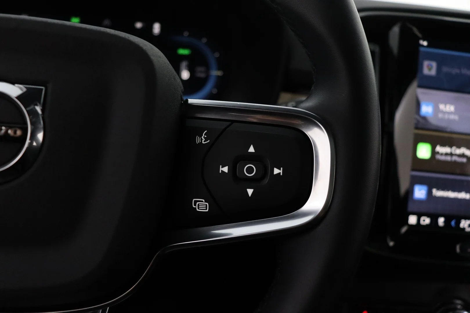 Car Image - 1C8BPQ1E1943FpjwwGCuce