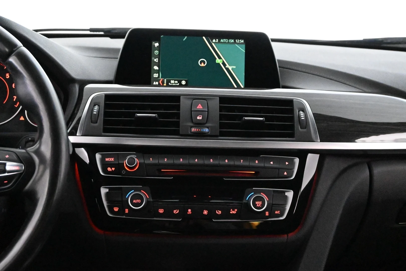 Car Image - 1Hh4QJrGmNWHUKO8SHXXWT