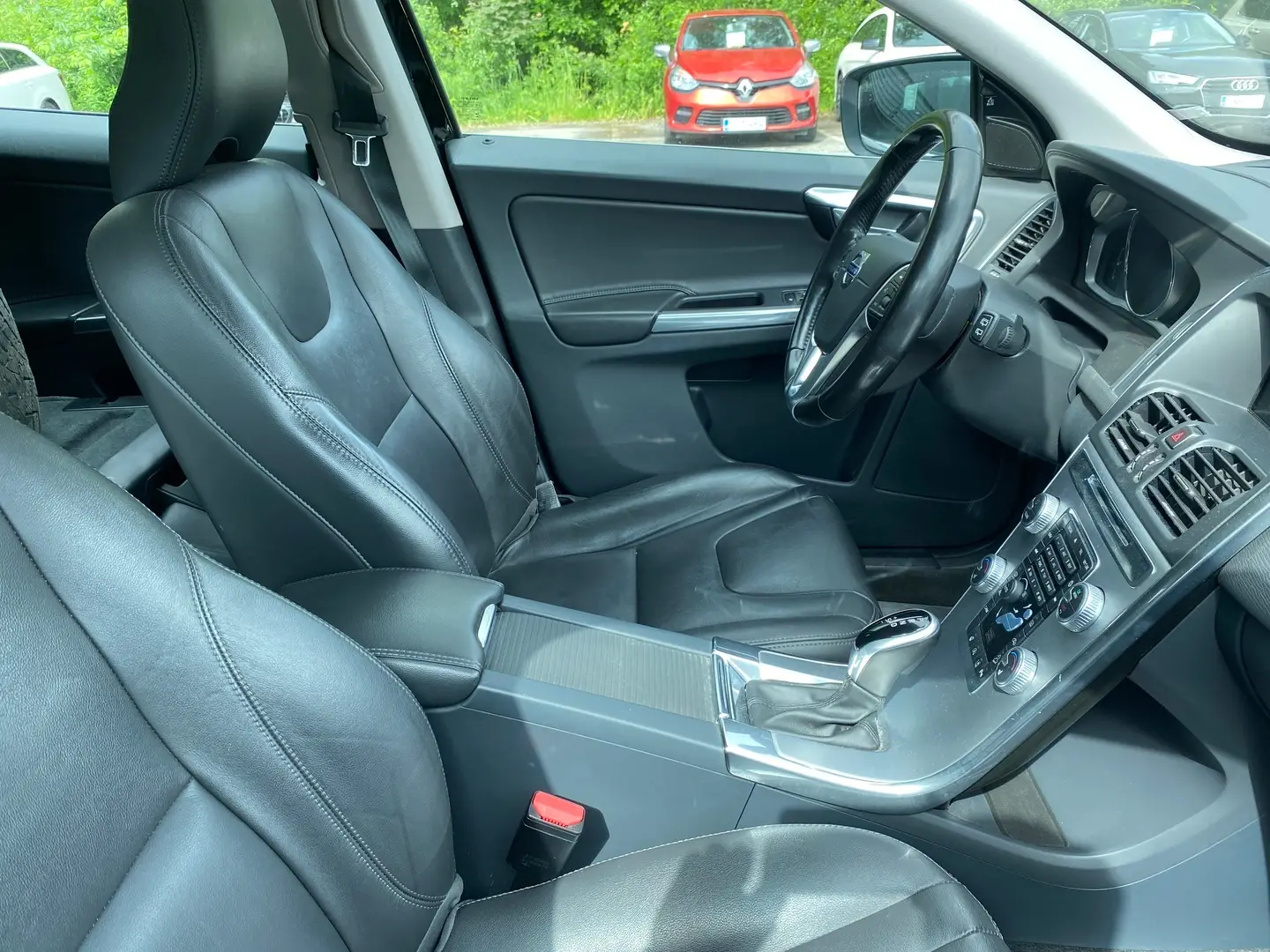 Car Image - 2V3GCek5mbkYObhDFkPMte