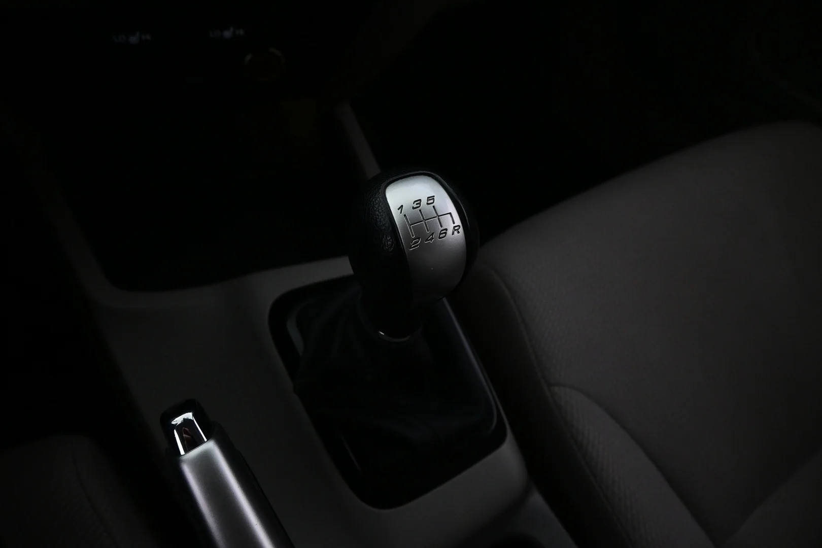 Car Image - 1f4SwXNc8sMZ8HlBVLTBwr