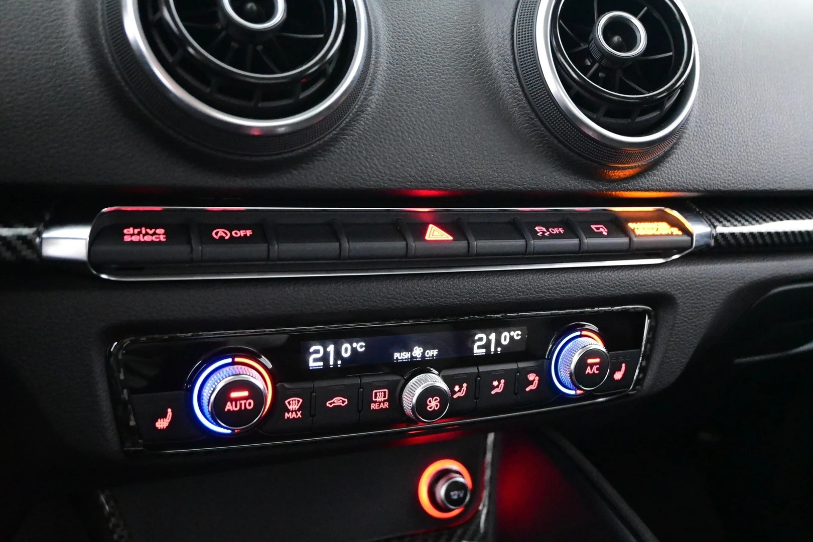 Car Image - 1ZJYws2c5UjGIA5arpfV0