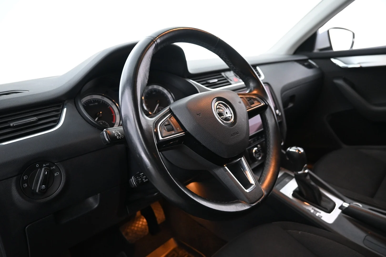 Car Image - 1v2mK1QNnjRSGqeMiF93nv