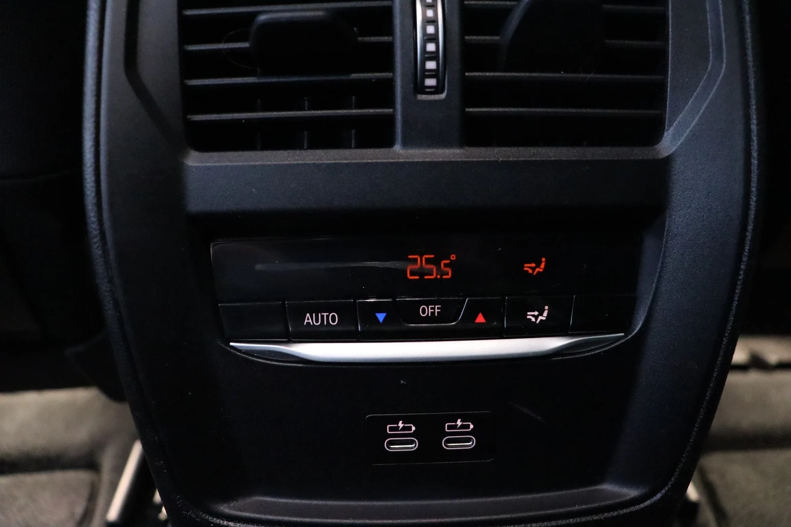 Car Image - 5t7FGgF1R4BxlwqE0kx9Lp