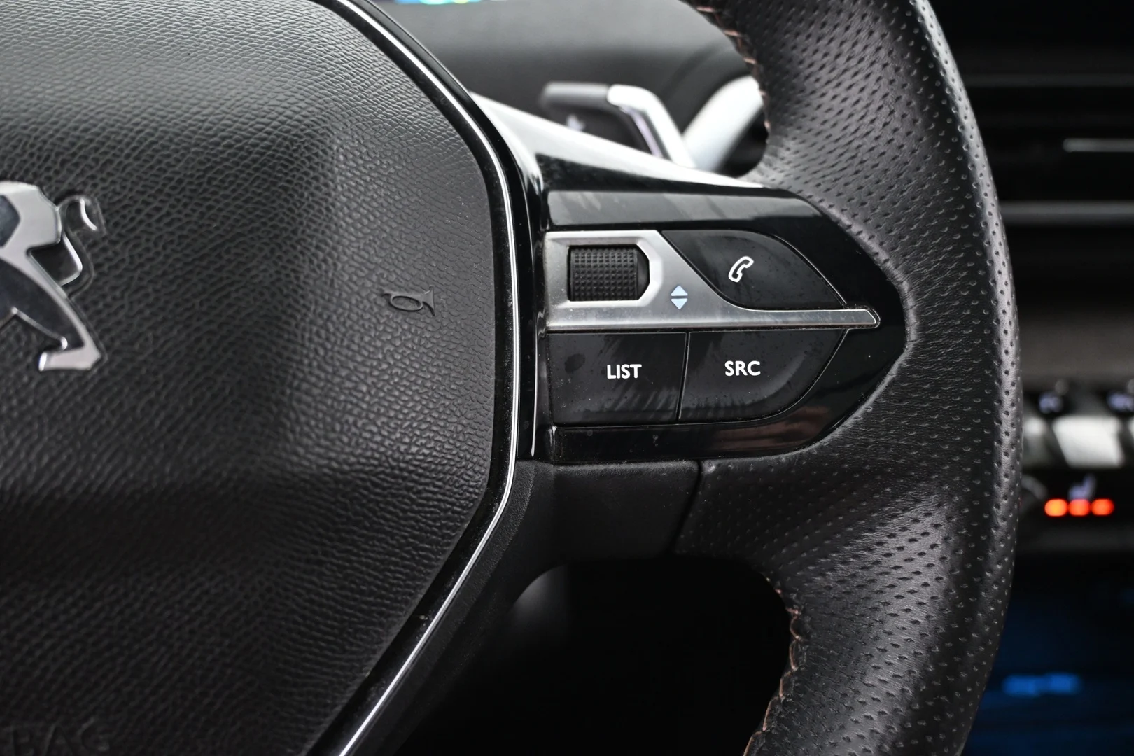 Car Image - FuvclooBABU0Oz1kSAIvw