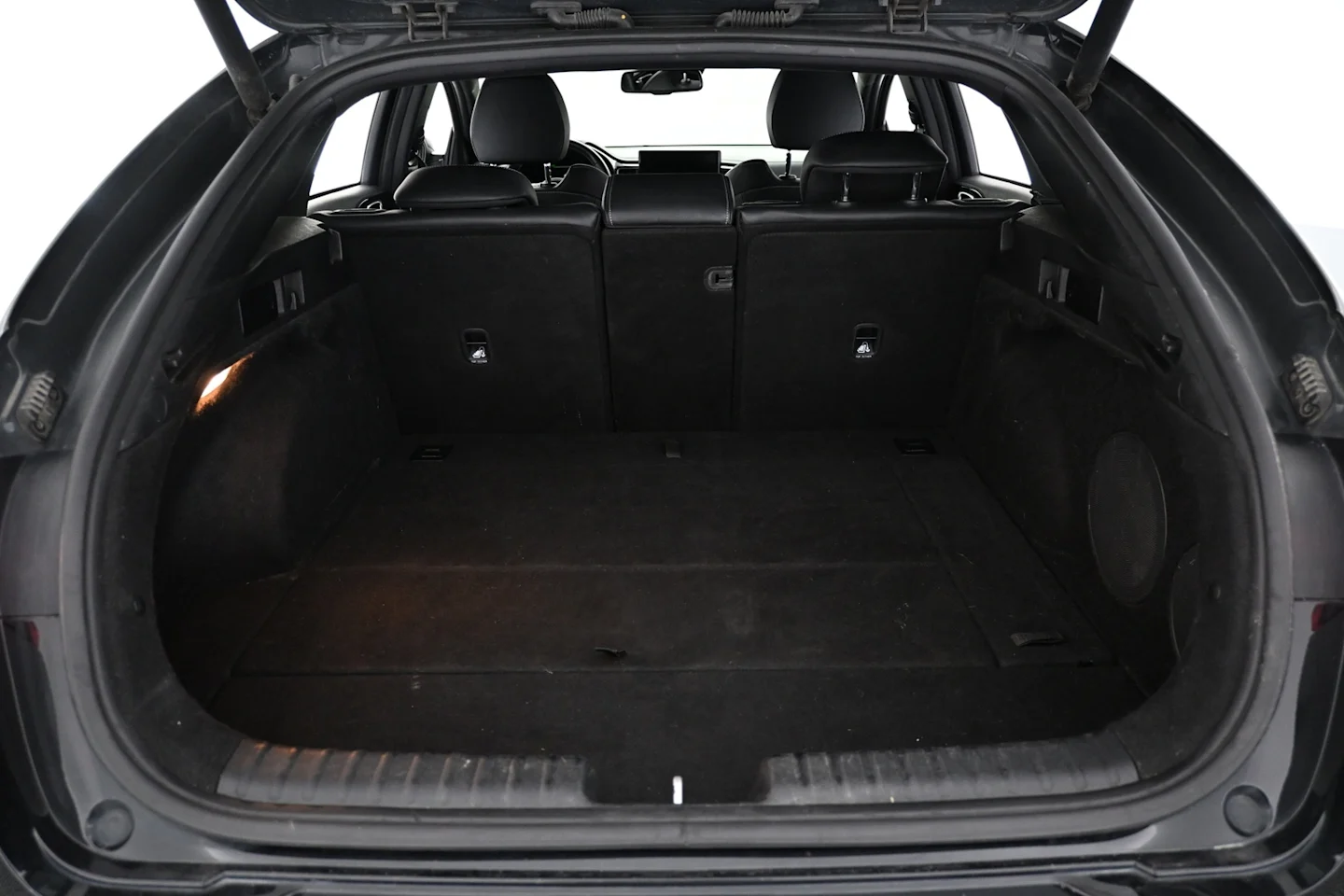 Car Image - 4T9zpYSP39In1P9zea7liu