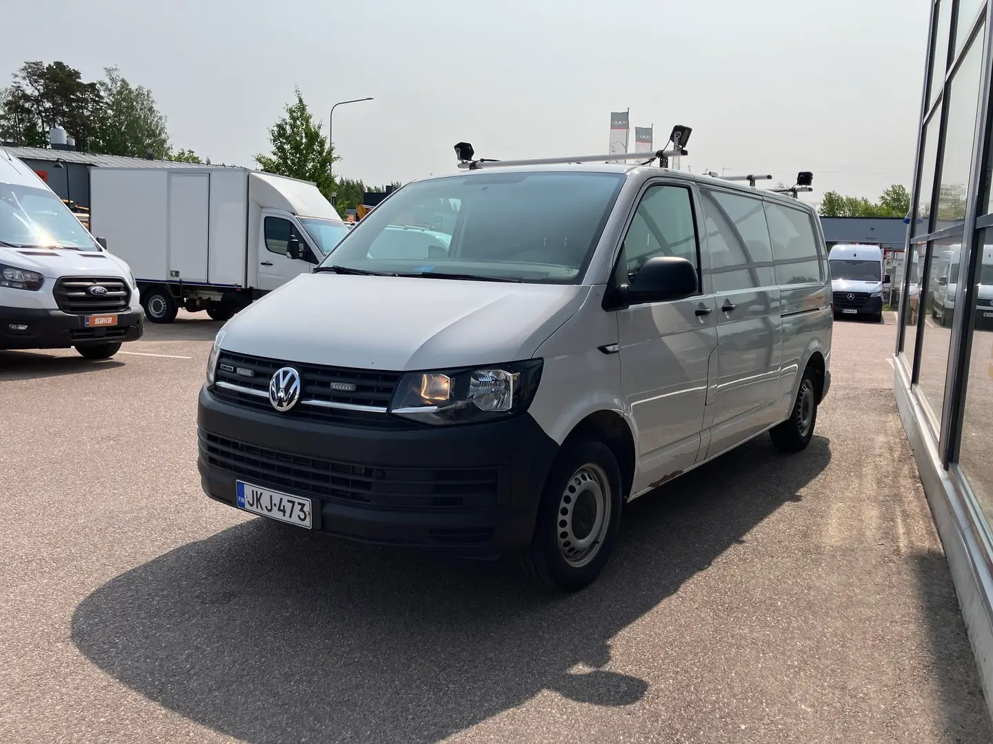 Car Image - 3CEw9tBkL4FW1VKynmn5zP