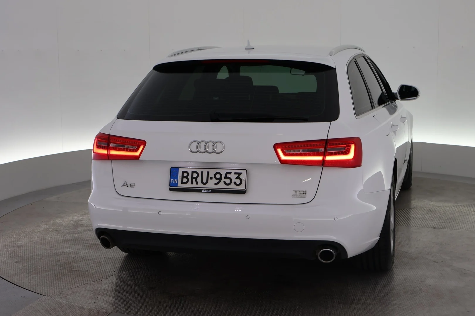 Car Image - 2Yyf3ysfZIAaPU3zo5D2Yt