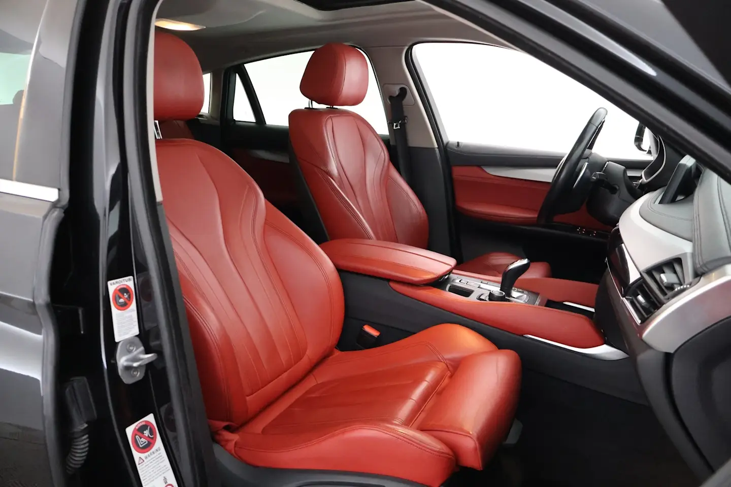Car Image - 6HGq9ksO9Ac5tXdhEDDBIs