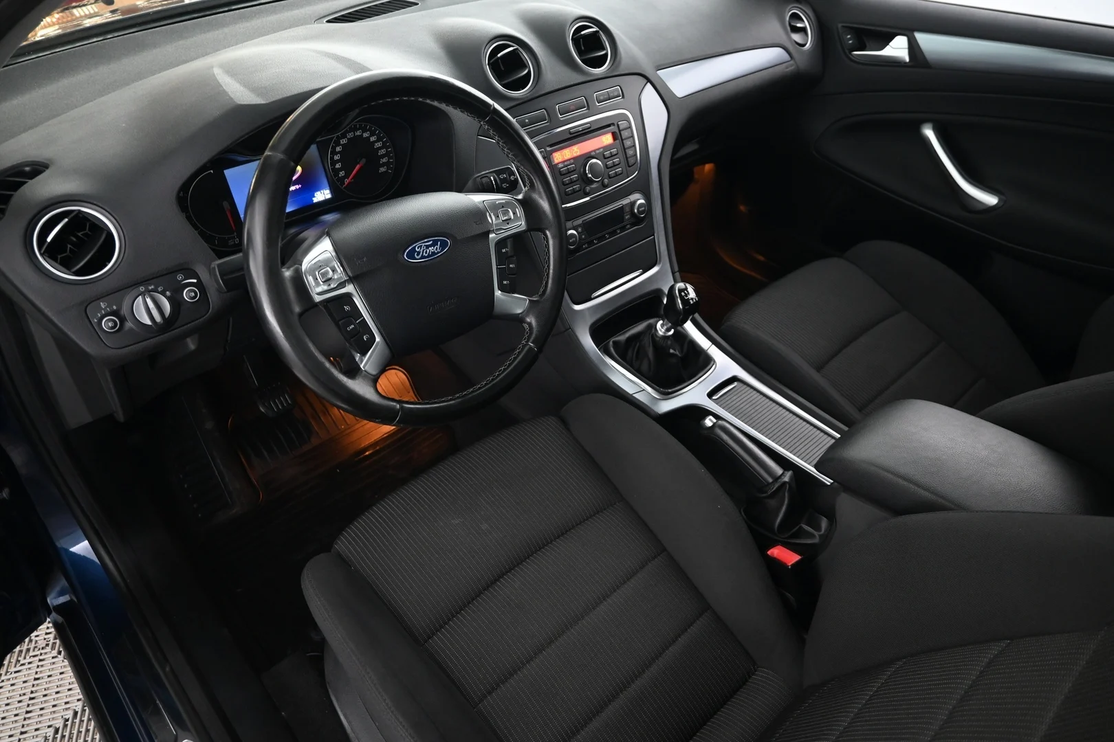 Car Image - 43P0NgehOPdwyfXstAv9W7