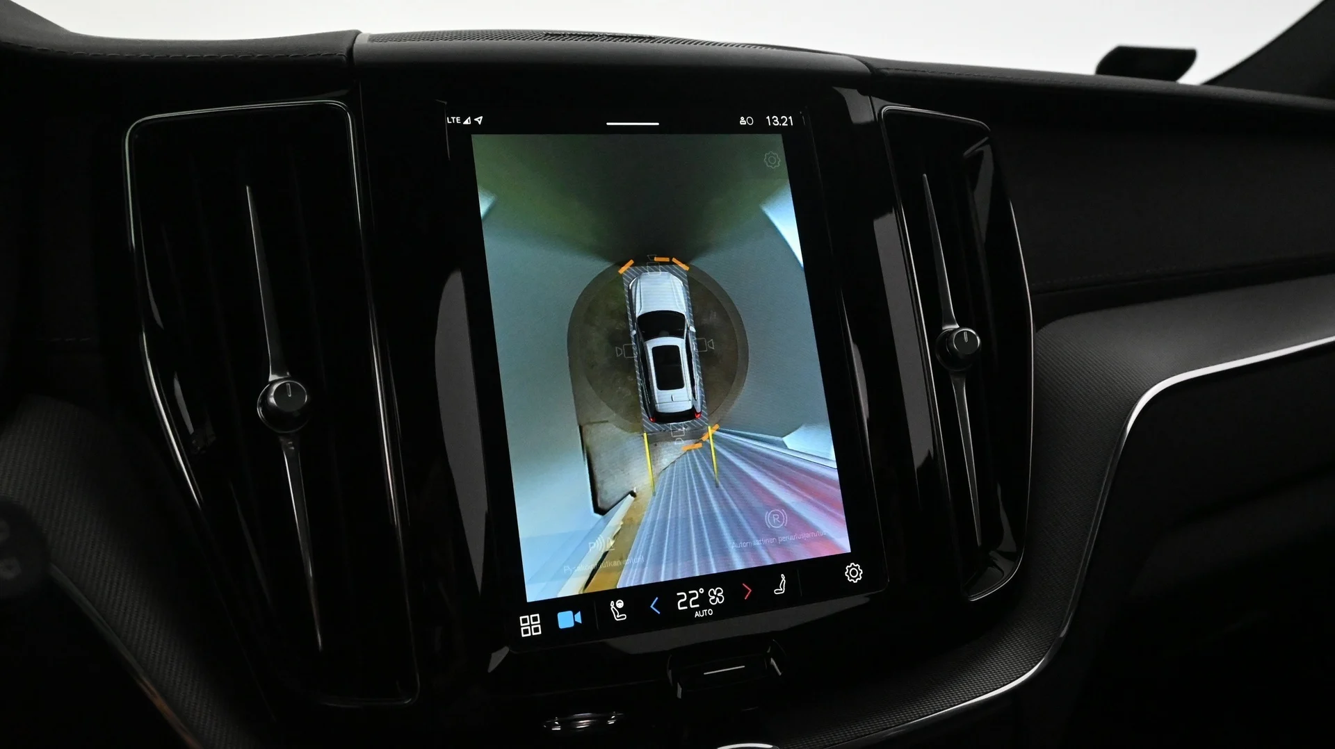 Car Image - 1rb2r0QVfCuQjXO82jzCDl