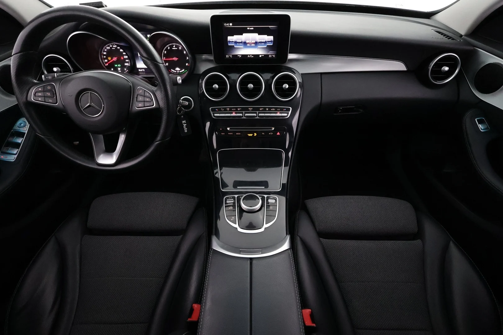 Car Image - UbfEOenmW31MLTRq0jWeV