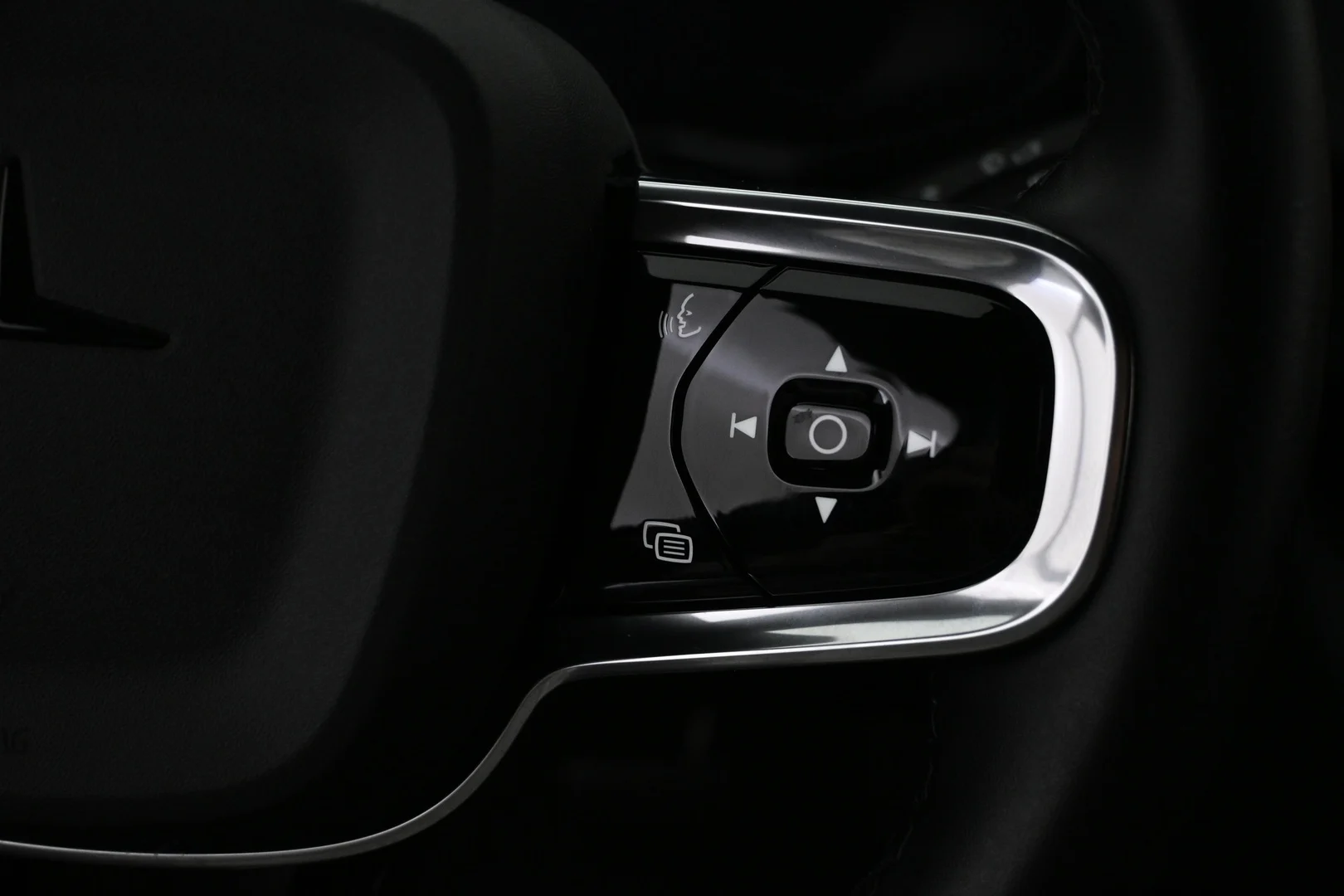 Car Image - 3n0KpdpFwNDbHDZ7BfpaQB