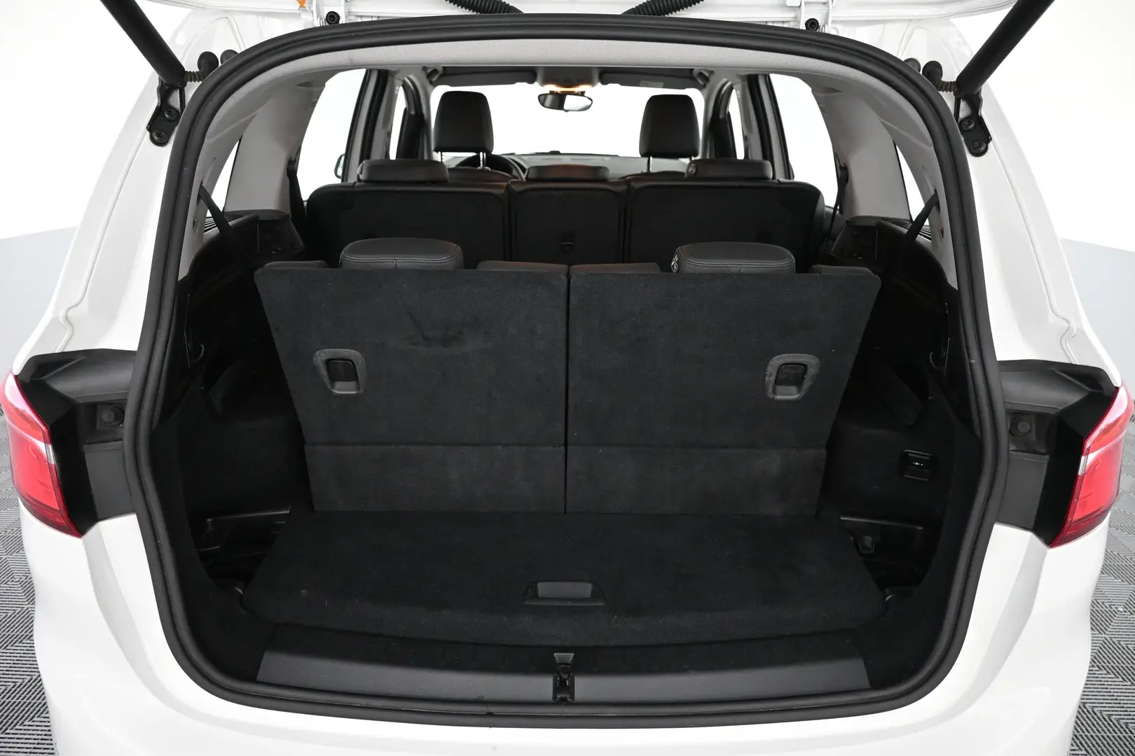 Car Image - 4OQAkeFKowM1WADa3c88JY