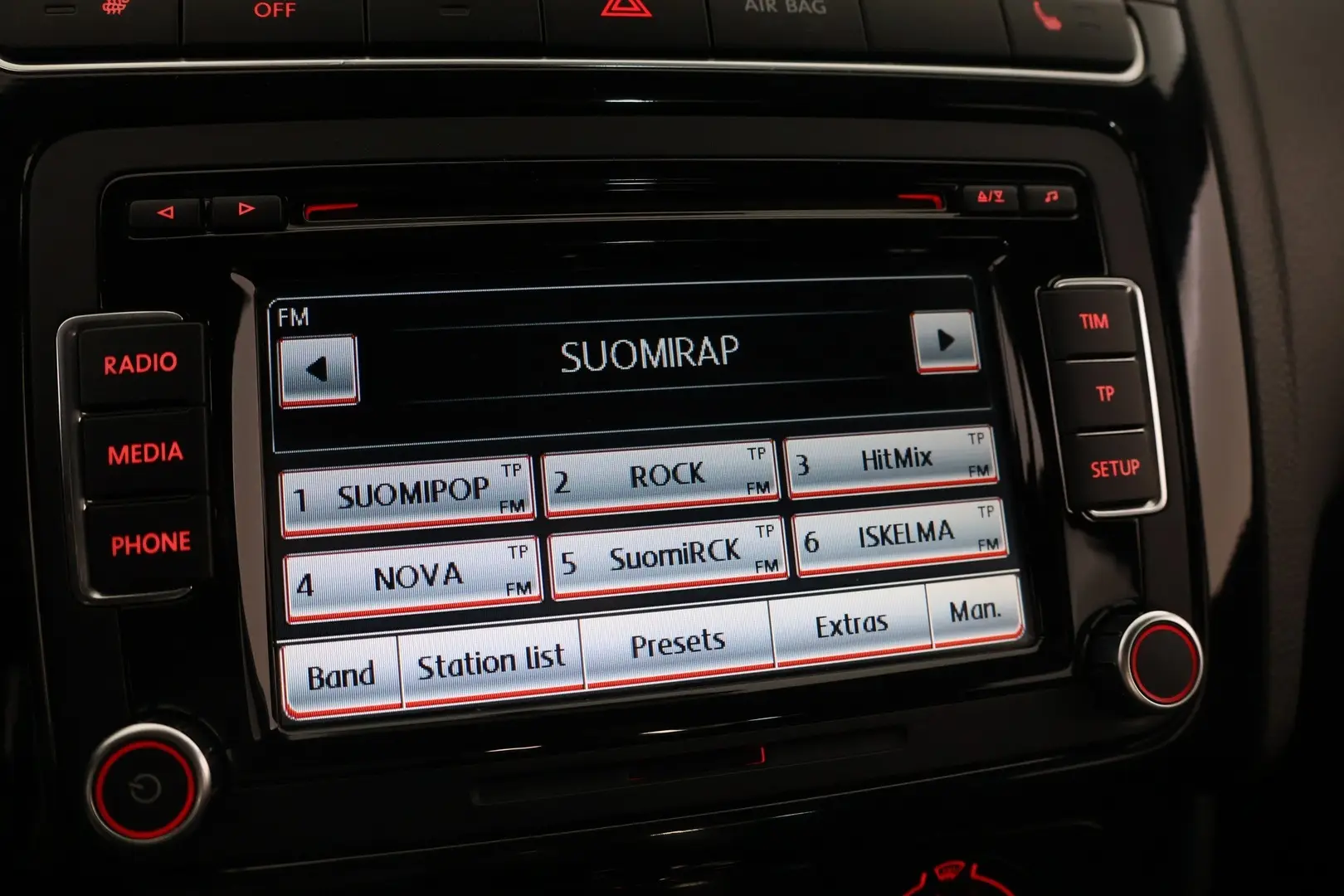 Car Image - 1INloYbLHl3CBi4khHE8AN