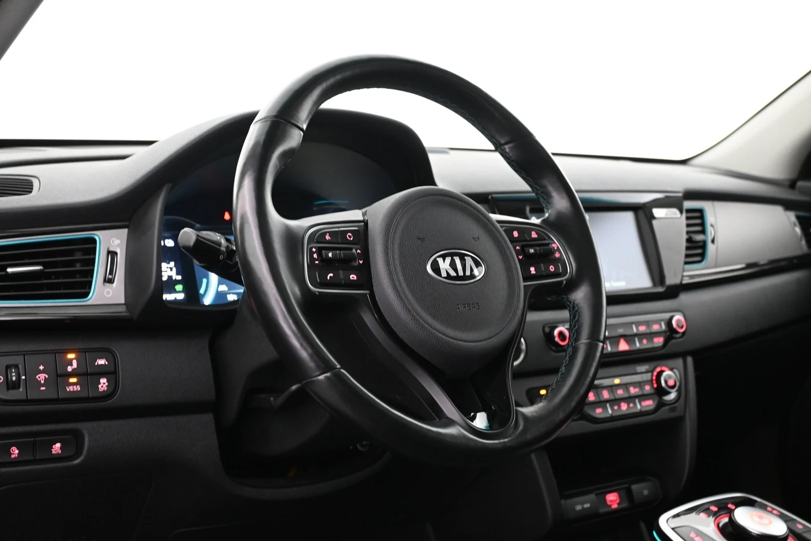 Car Image - 3kABGYpQxyFr1lV0EWjZV6