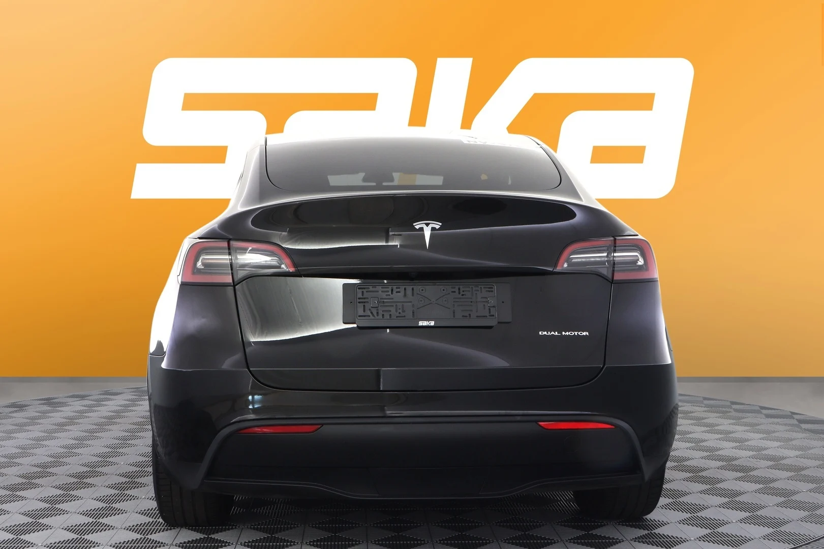 Car Image - 1K6iEt1hJ2yalVoGAo0Xrg