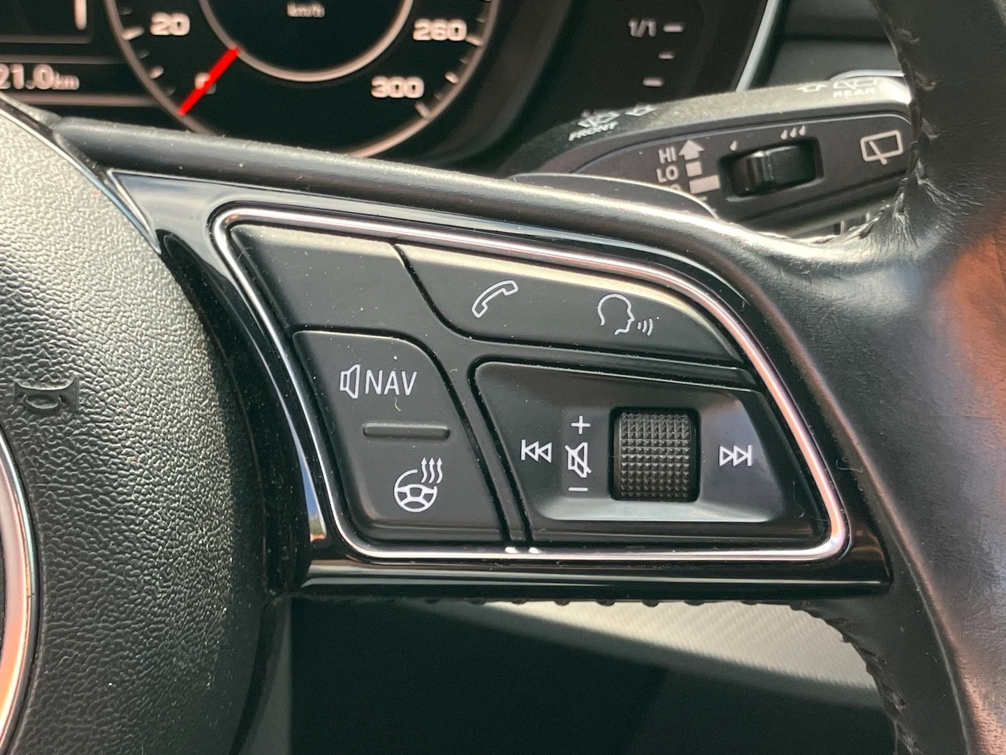 Car Image - 2UESXZC7Bp80iVfxxtljz0