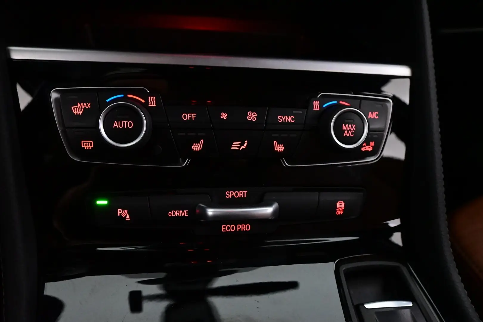Car Image - 3hJqD85UuaIUzOaCclX7D4
