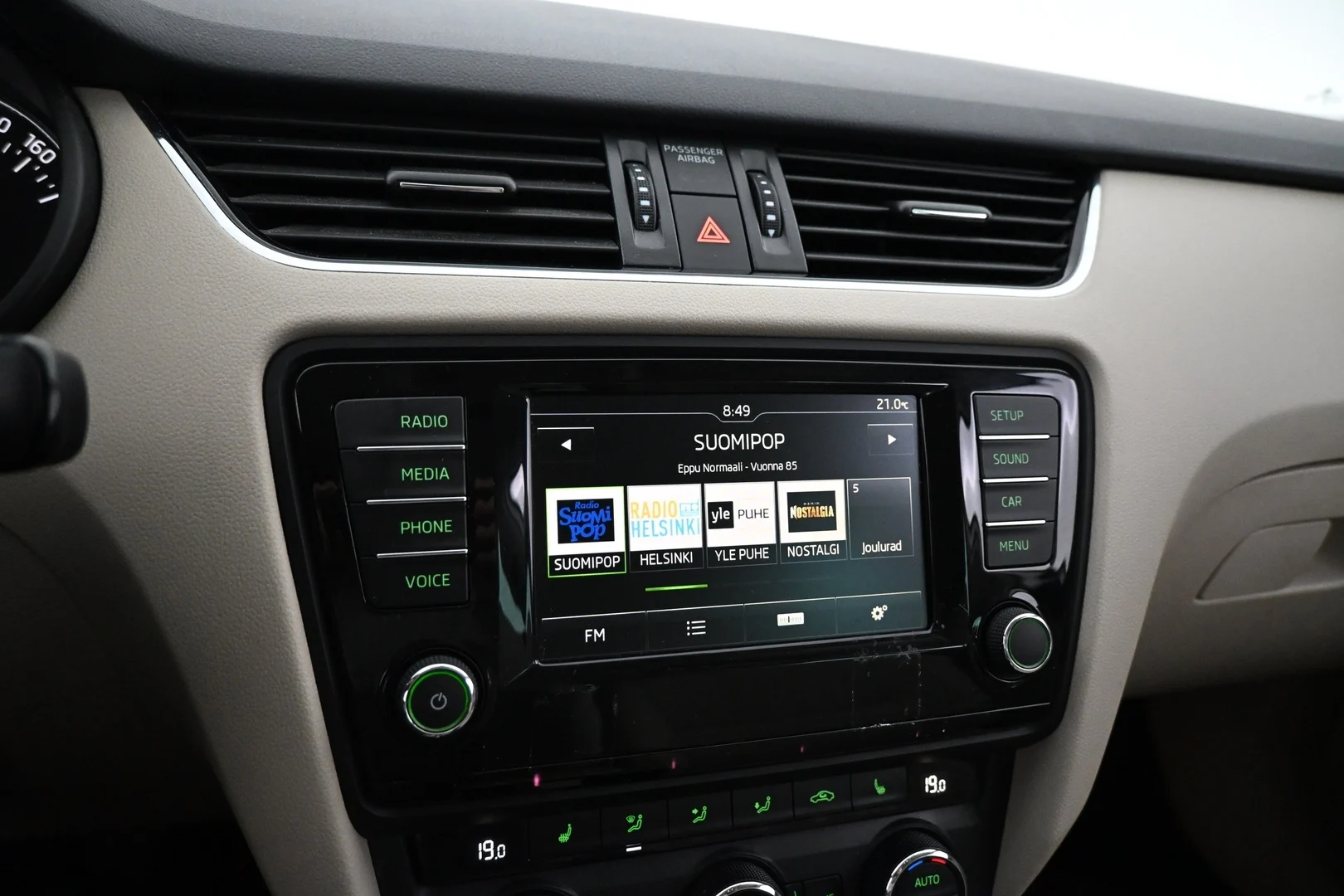 Car Image - 6b0HZQrni6q5JC9lMs8Y4z