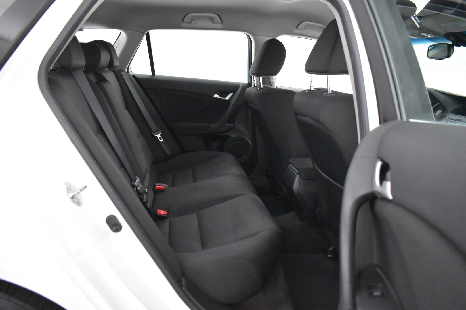 Car Image - 3OUoGy3ACOEDDFIl2GcpSp