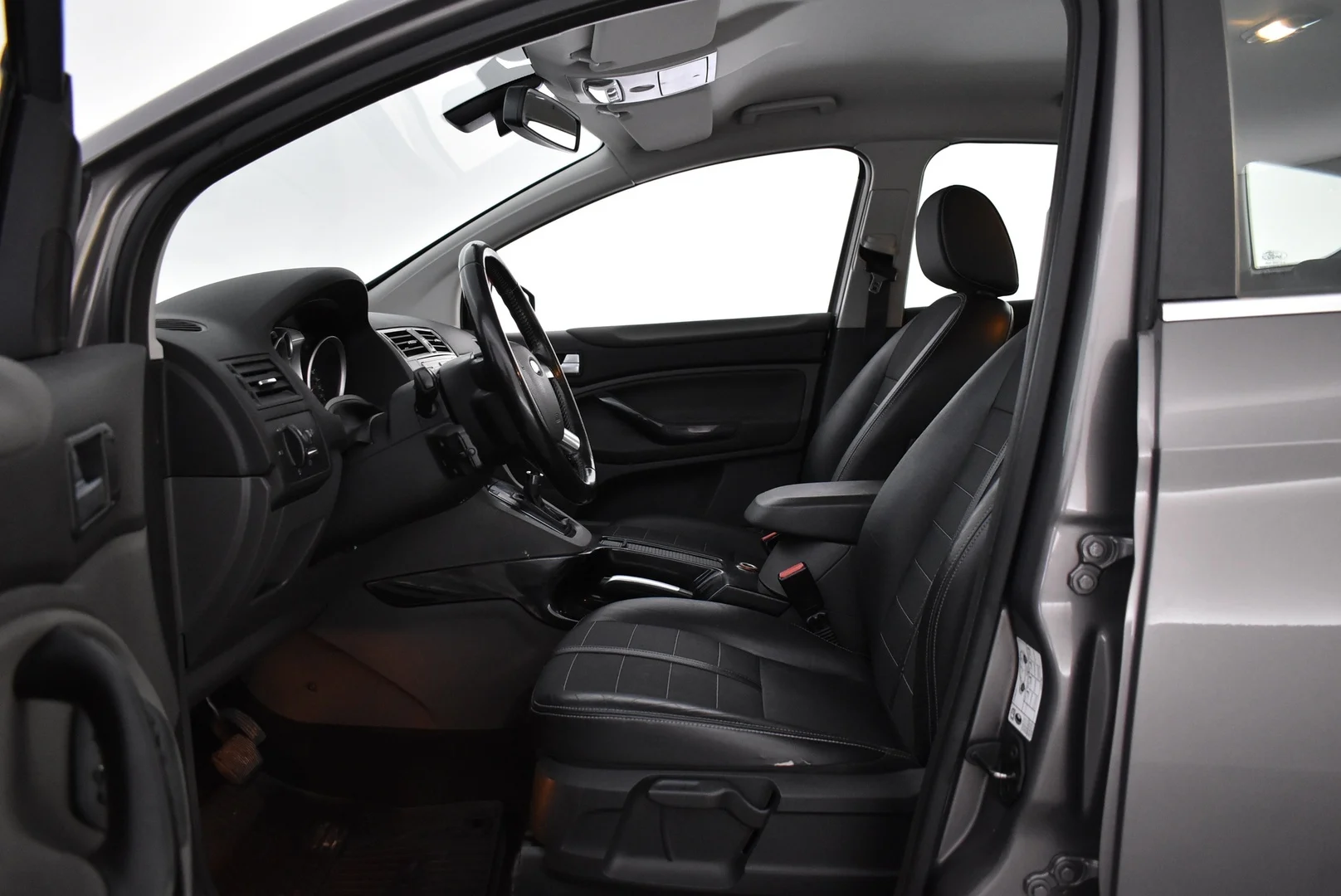 Car Image - SzkVTHn7vs9jXl73qPeC7