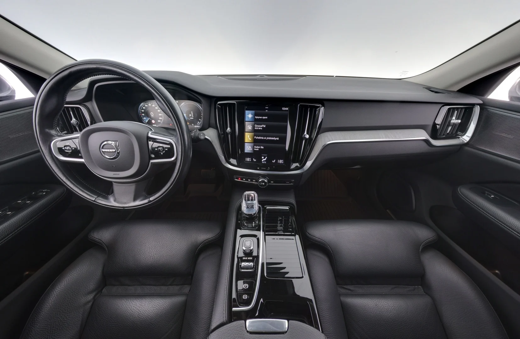 Car Image - pKKvEjCqS0QZJXdau2W5q