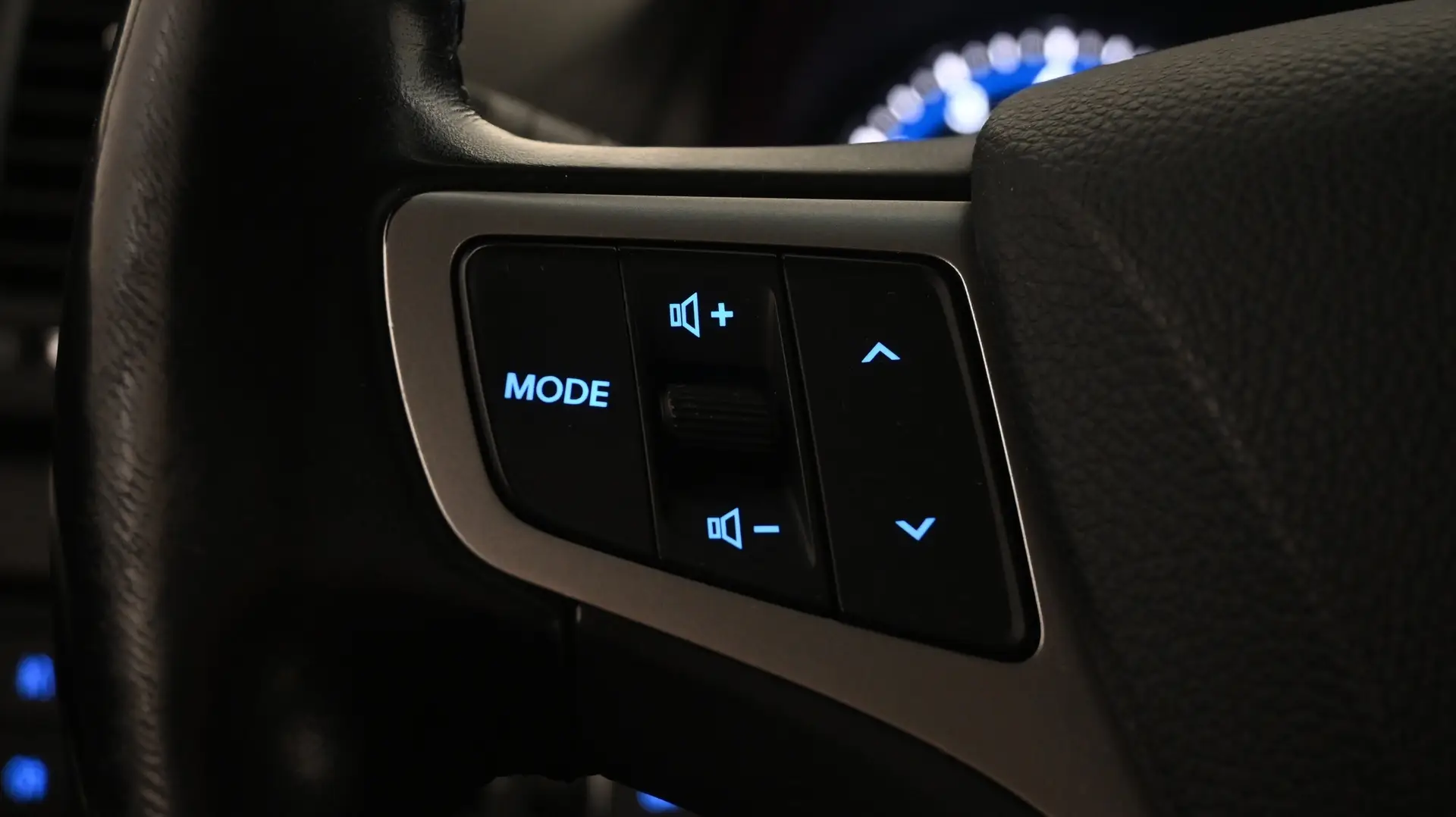 Car Image - 4jtwP0j0pJrJZrlOS2t3J