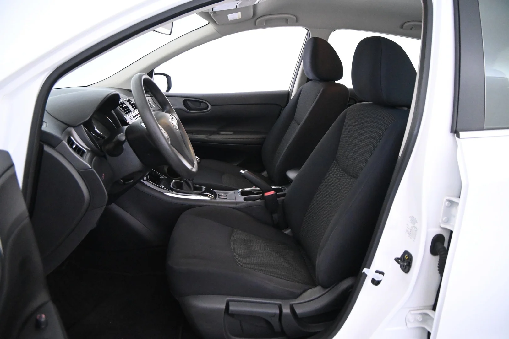 Car Image - 6AglstaZmF4Lu5EHItmBz8