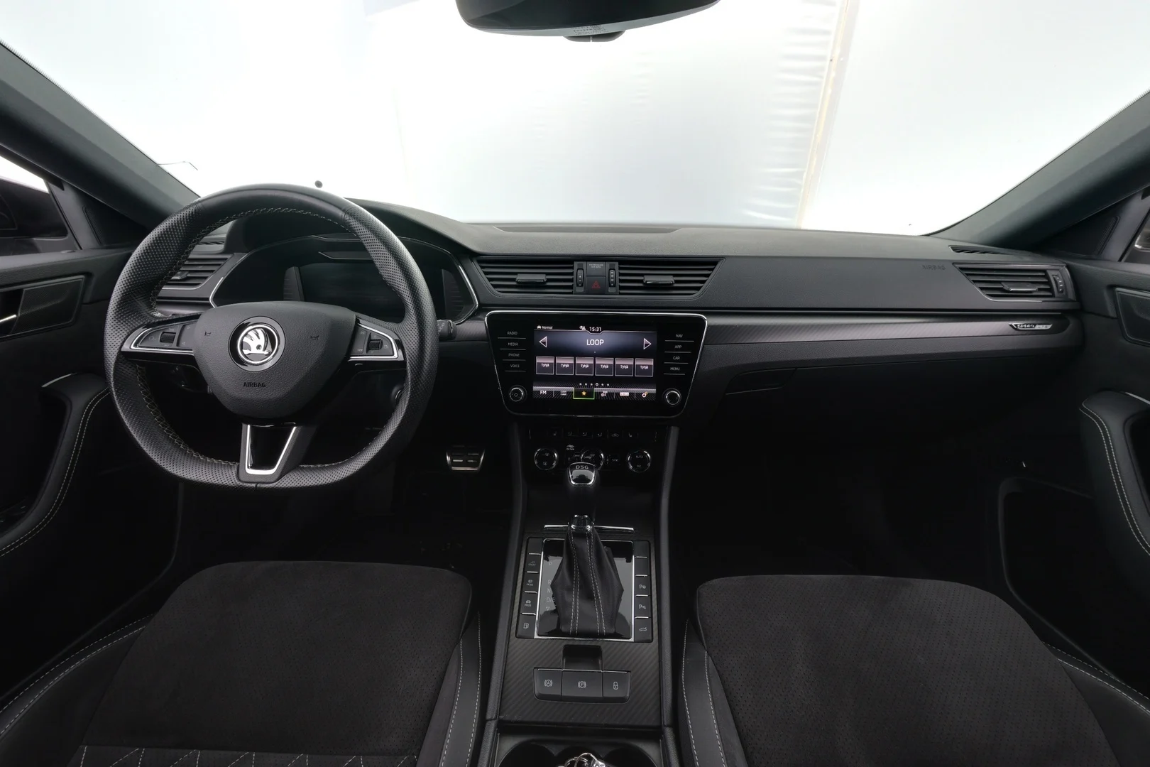 Car Image - 6ziZrS8N9Ews4MW5MIl2Pa