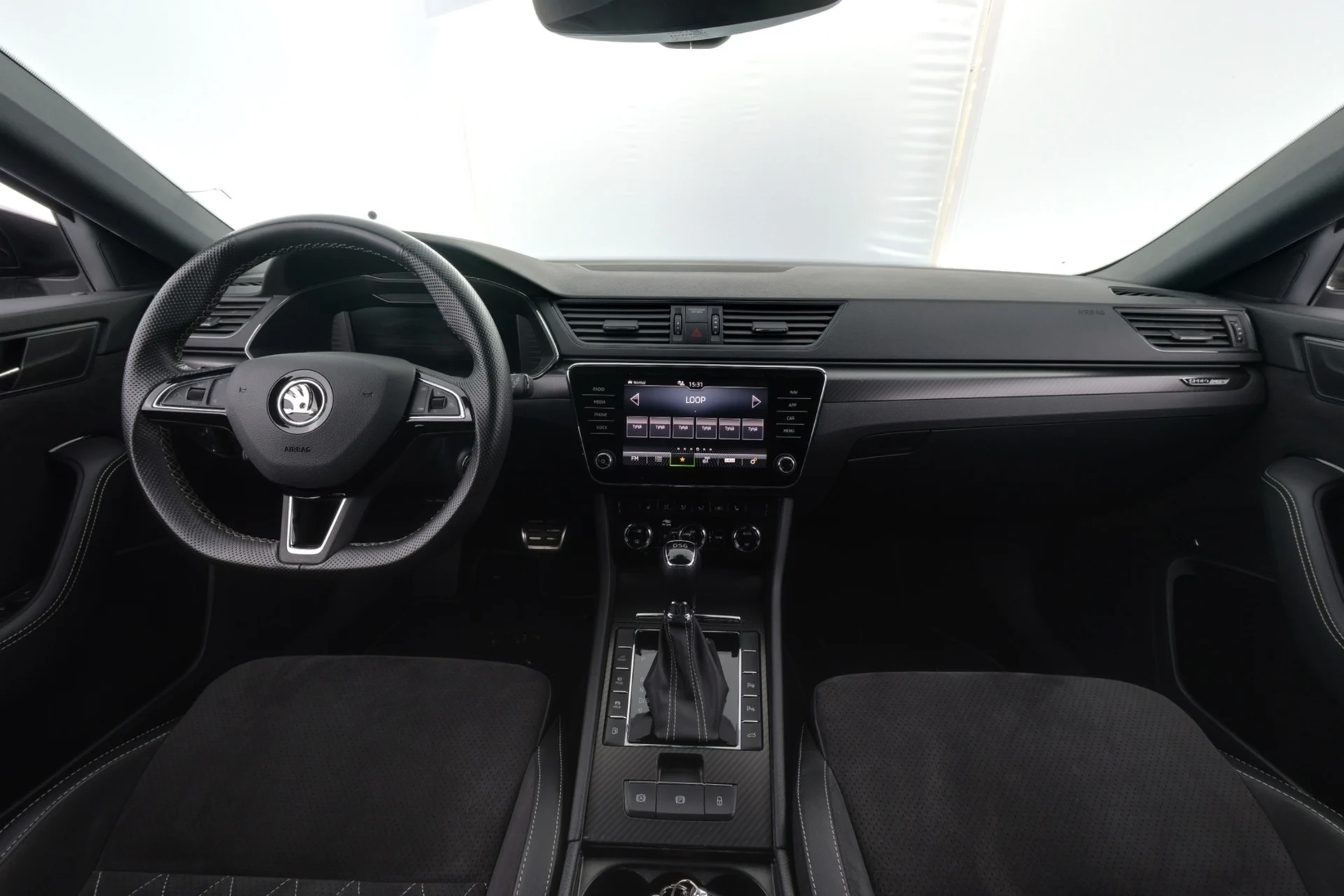 Car Image - 6ziZrS8N9Ews4MW5MIl2Pa