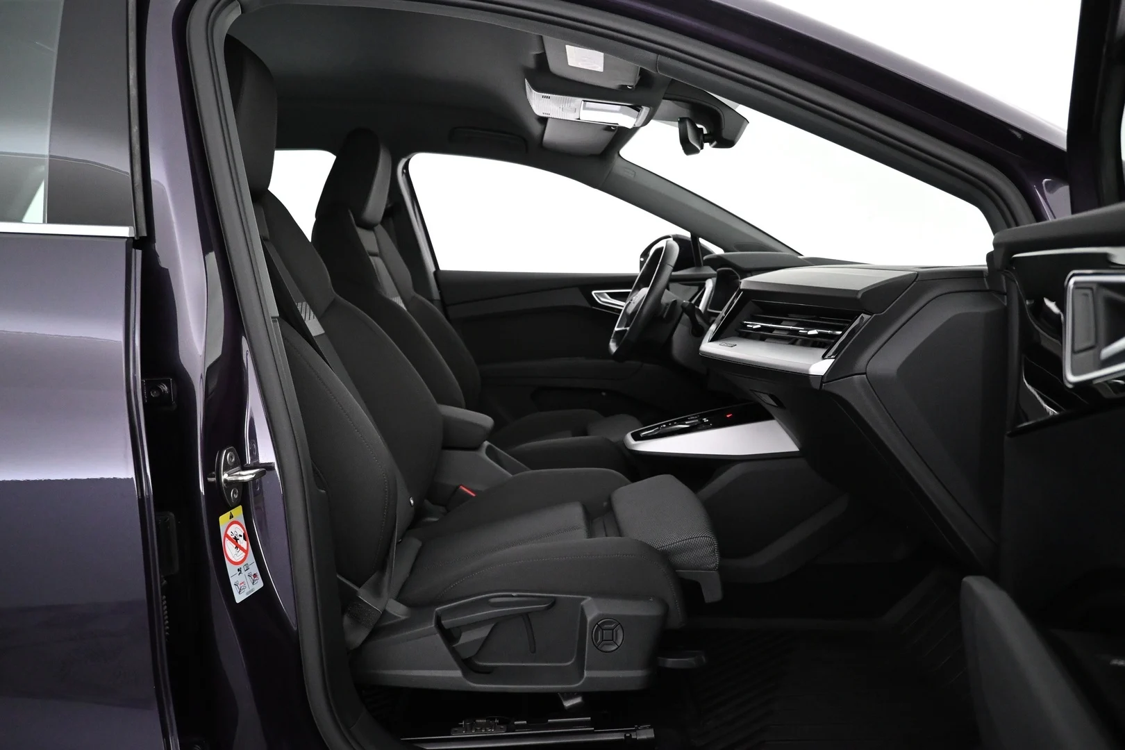Car Image - 5EyZet1ki2sS4wq8q2BWXQ
