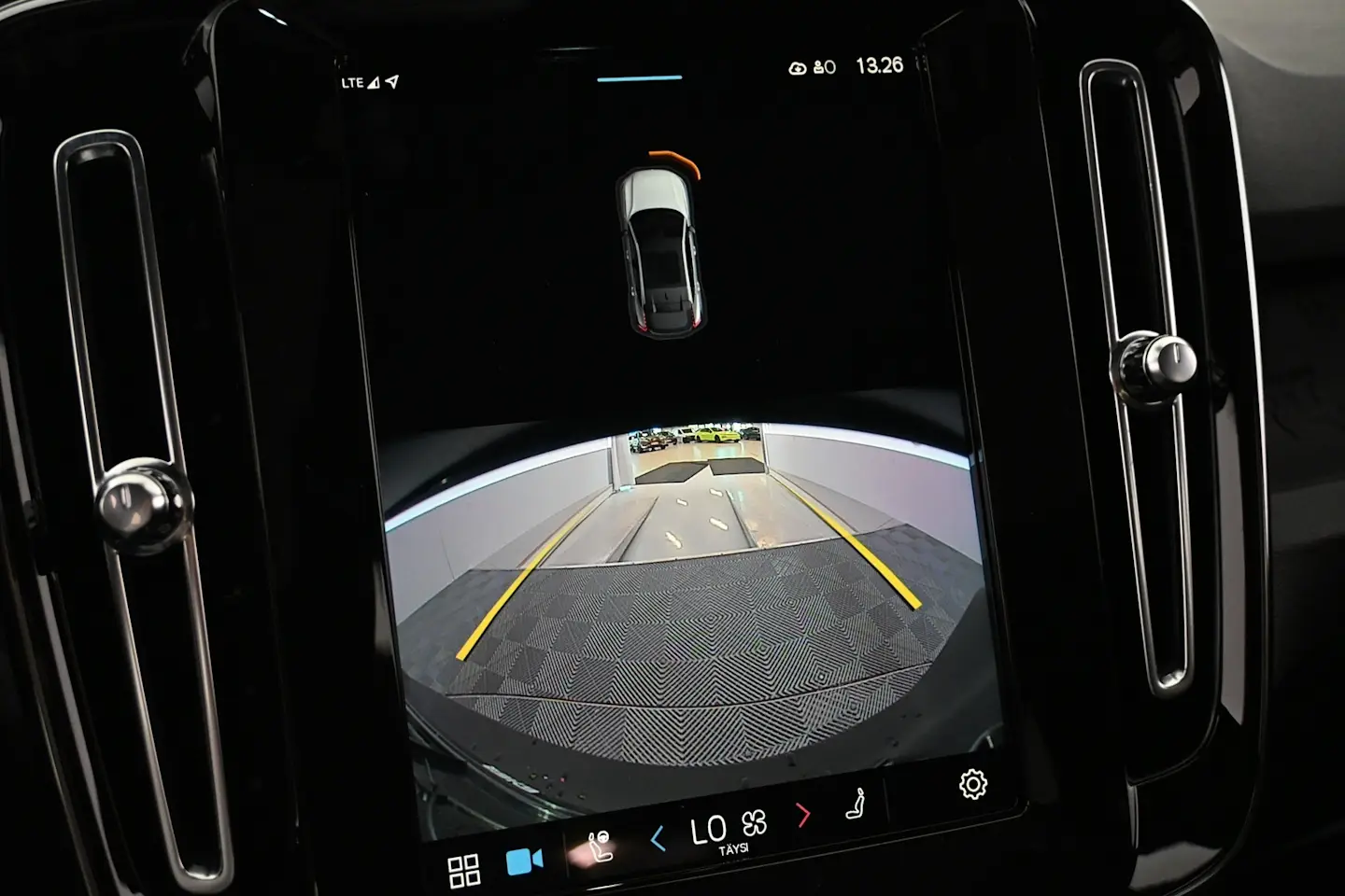 Car Image - 1dgYnHgb5gy42tujaUPzX6