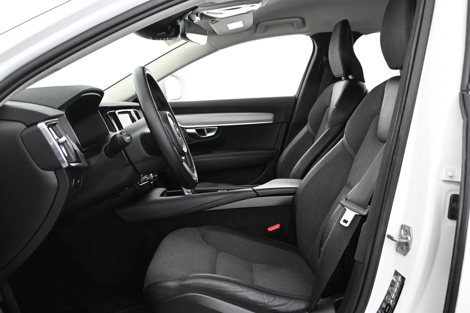 Car Image - 3Qxe9gj0TGsVQkqewX8rca