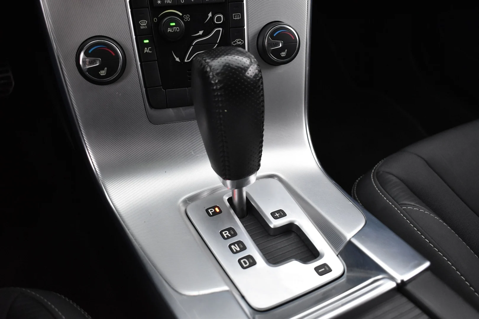 Car Image - 5rTYdScGb0NqgNP4ChC4b4