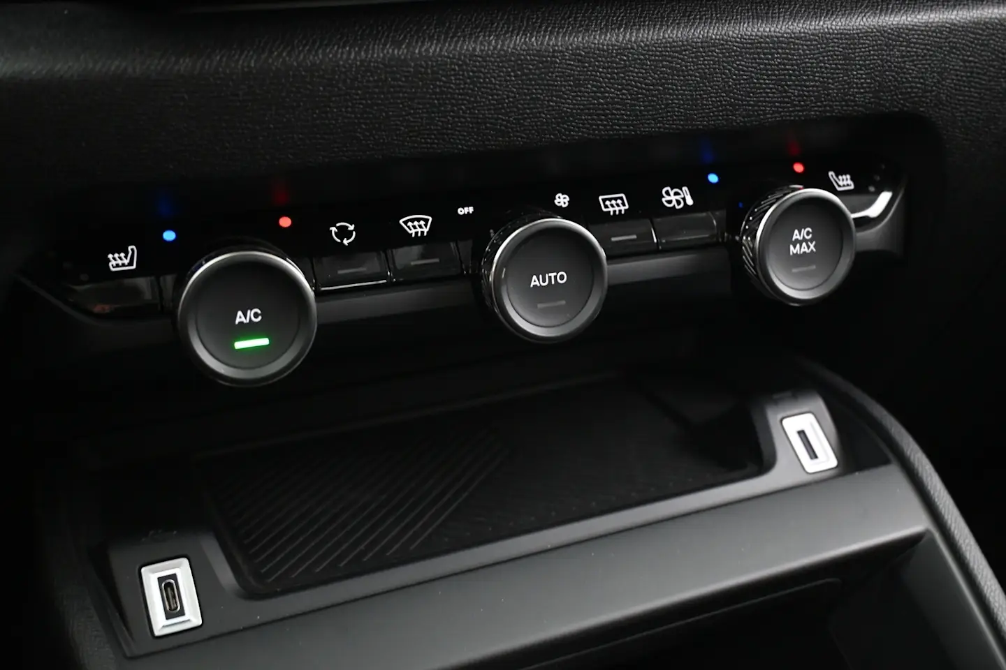 Car Image - 7fsb9FUQ3vSwmho0RvmZ9