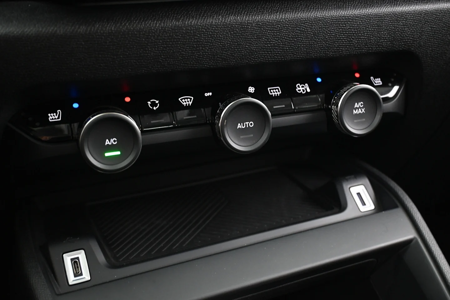 Car Image - 7fsb9FUQ3vSwmho0RvmZ9