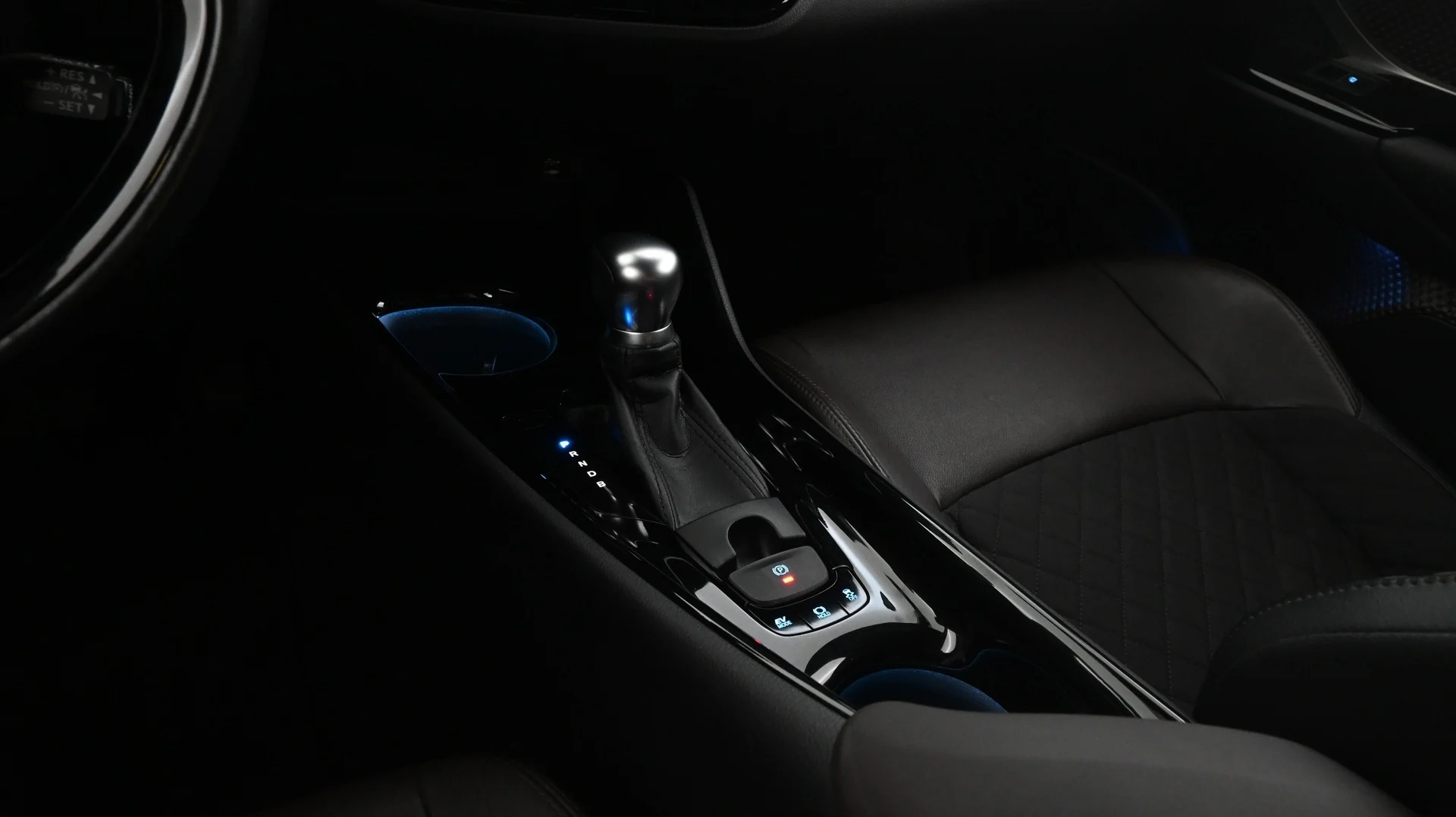 Car Image - 3Q1amyIJPYrZ0STkg3pSBx