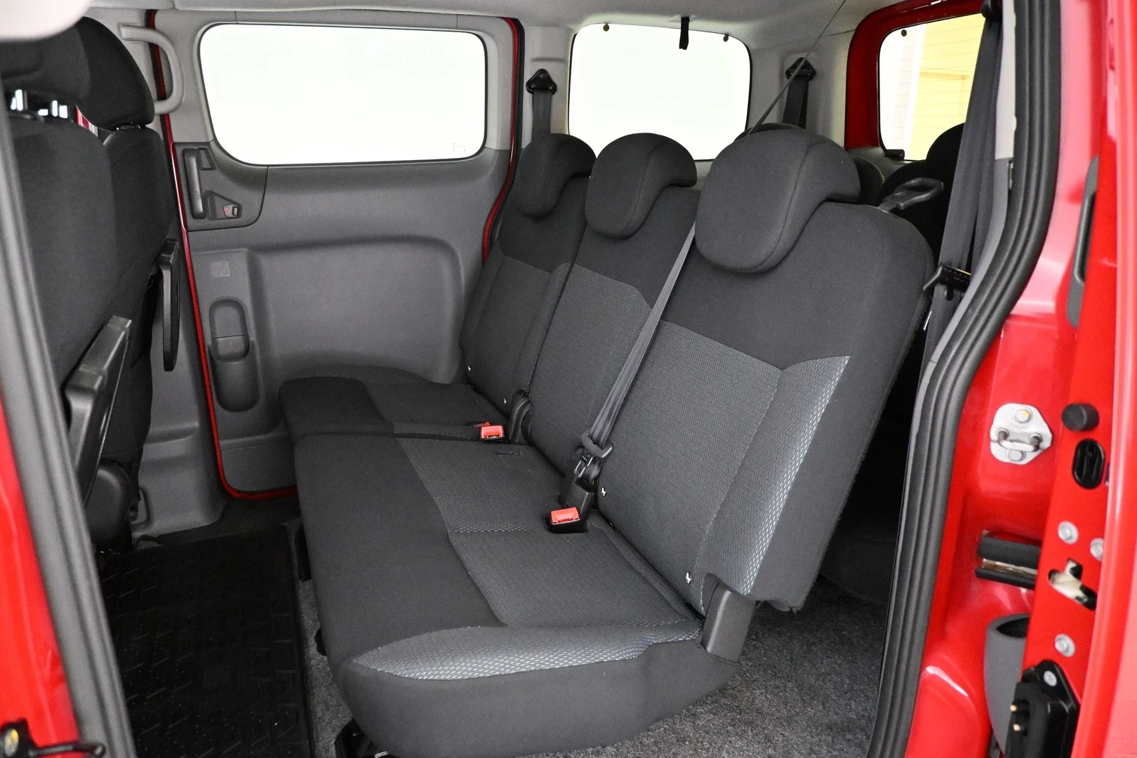 Car Image - 6j2rMlh8ikR1xAa0wQSe6q
