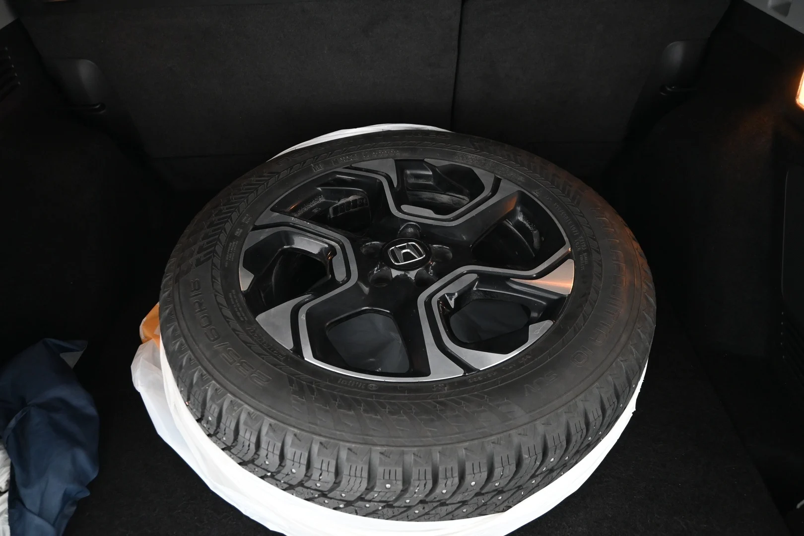 Car Image - ehw9NkurSoF3S1QGn83Zs