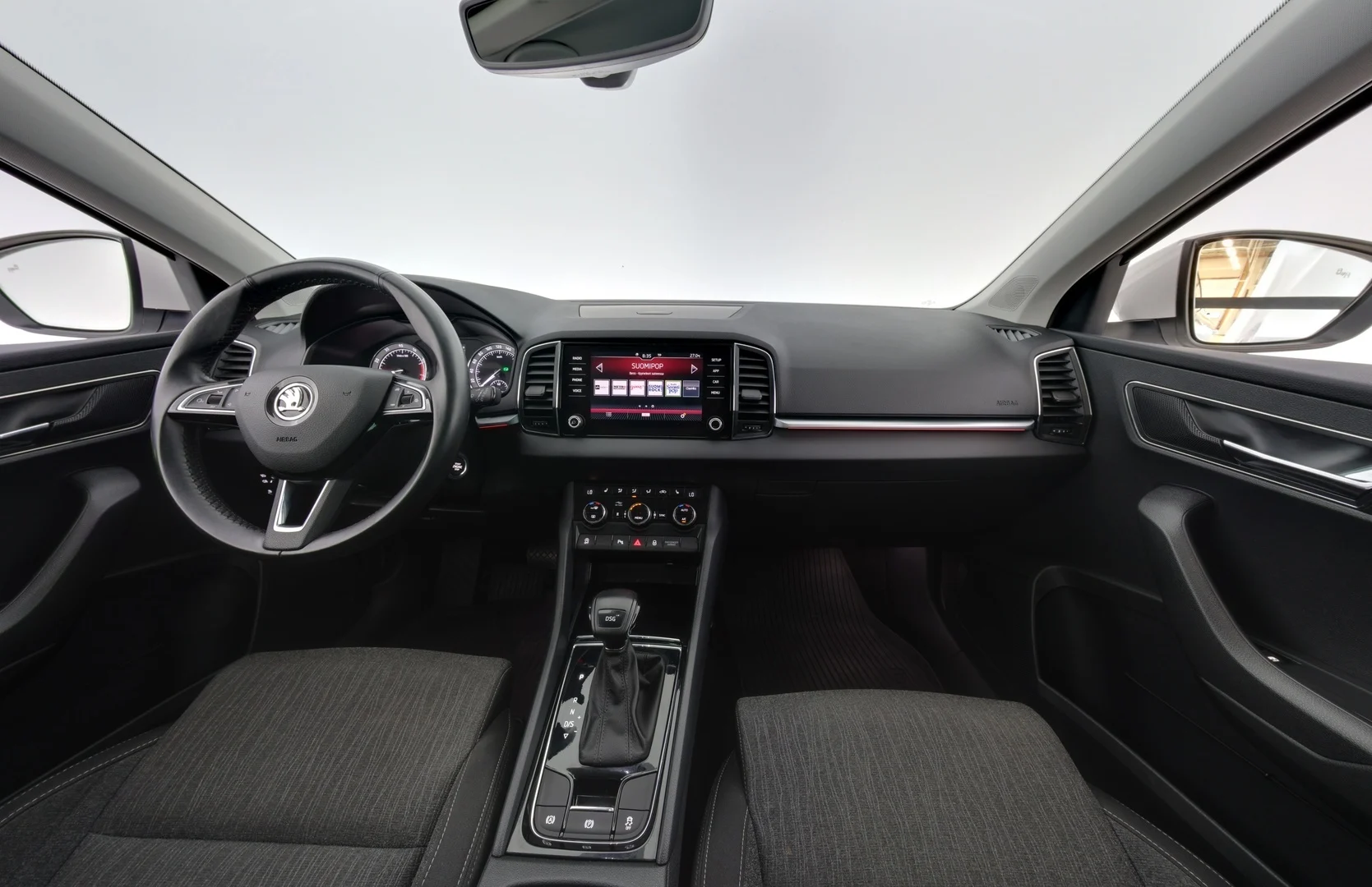 Car Image - 7Km6zw9jDYTQKeack71WeV