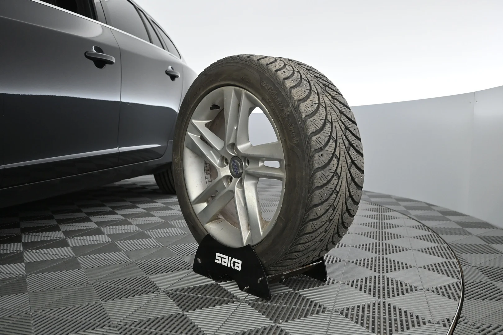 Car Image - 19cXhSw1vjCHAAUw4OKyES