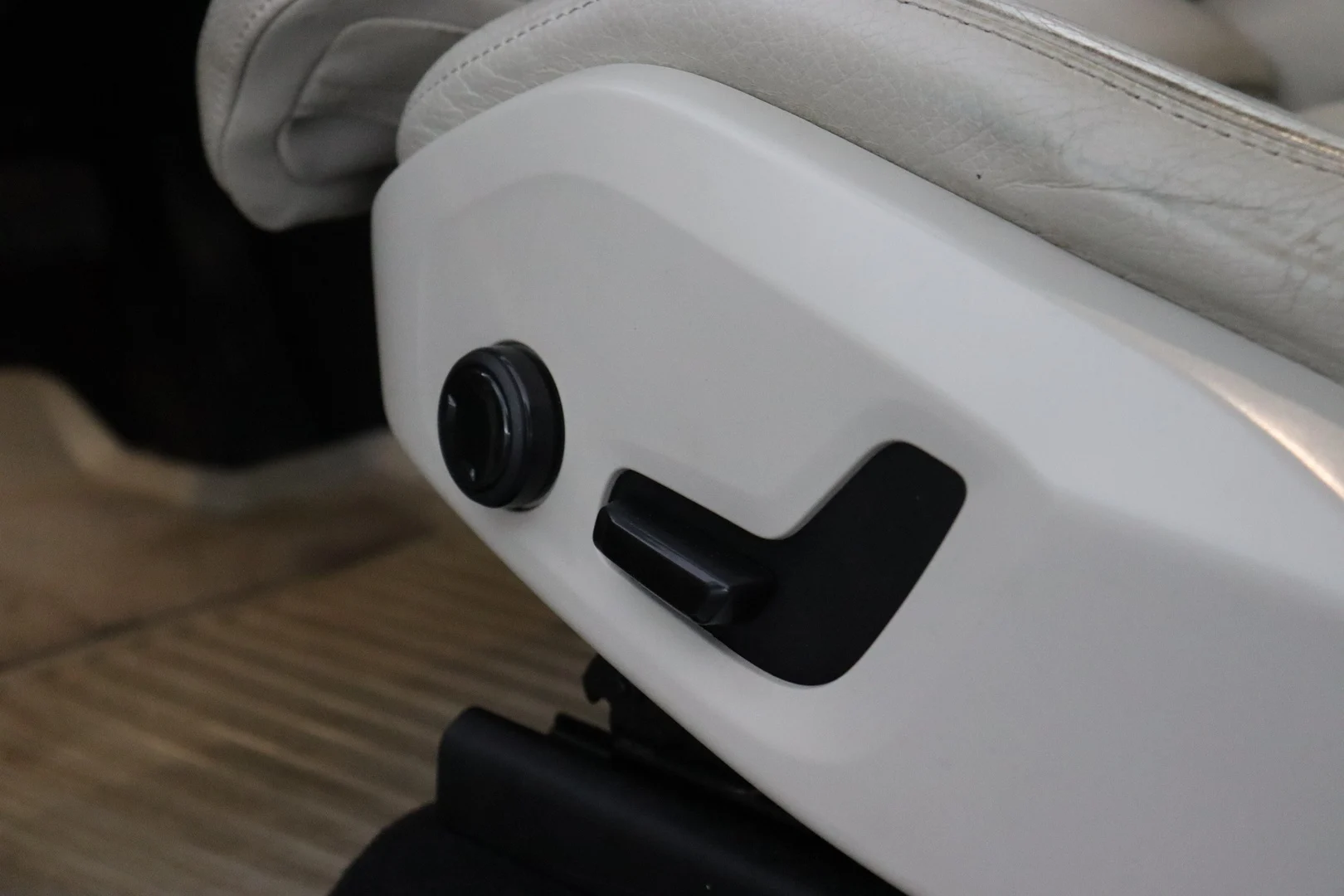 Car Image - 5XH69GJYtuYjXV4uEWdUFE