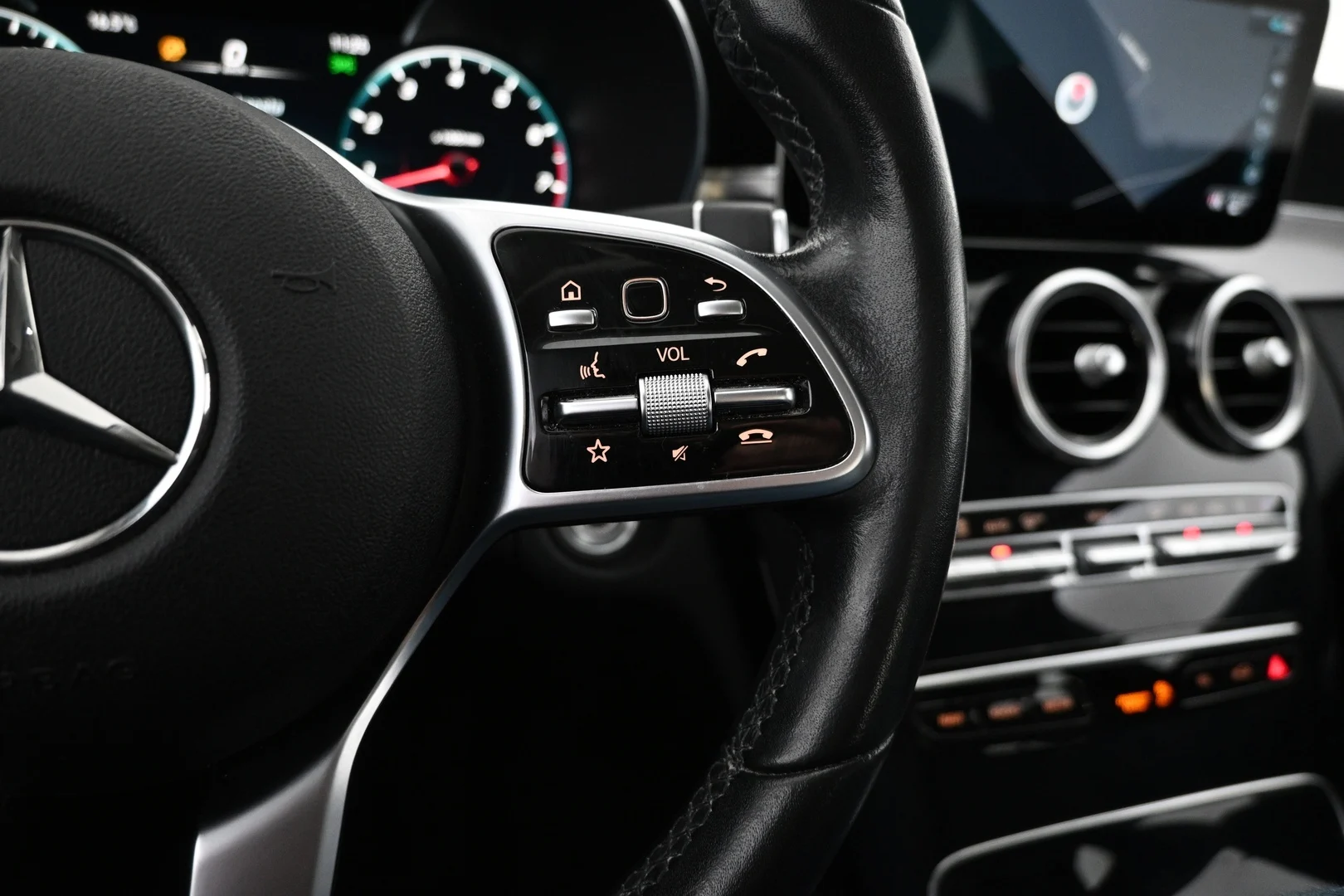Car Image - 2l5jIZZMqGdARtvAuoLDzi