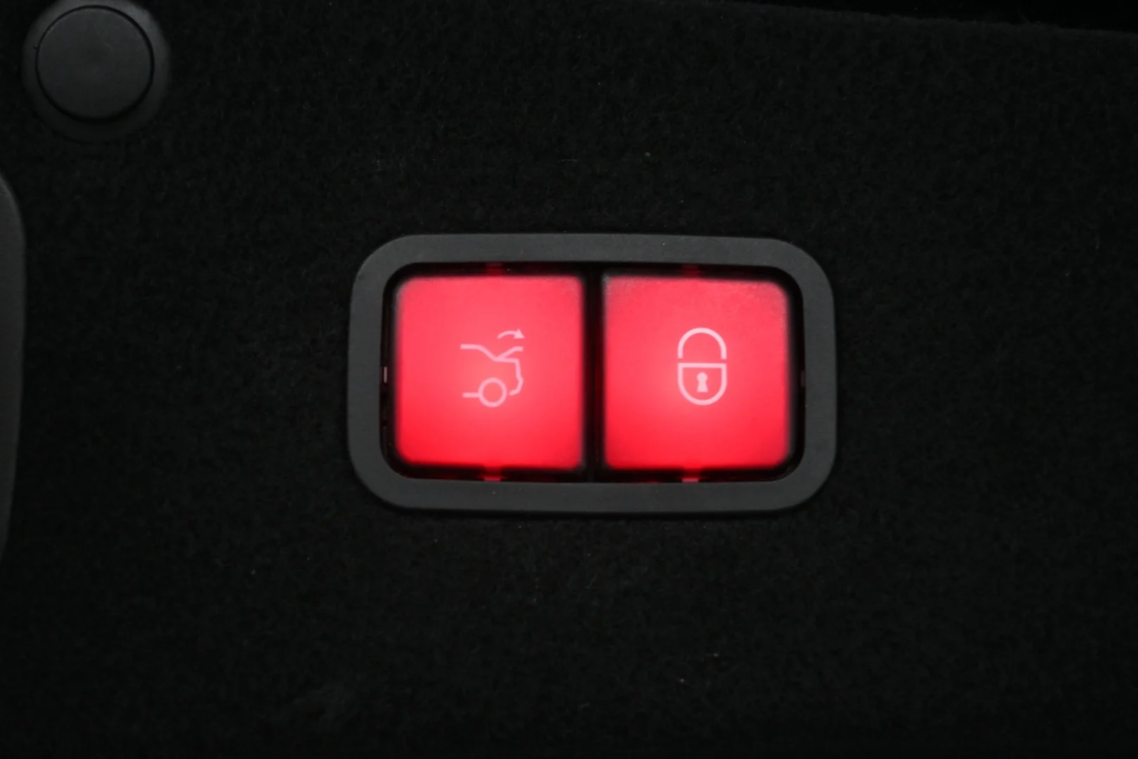 Car Image - 2Fjr0aHzghA53oFb7wAarK