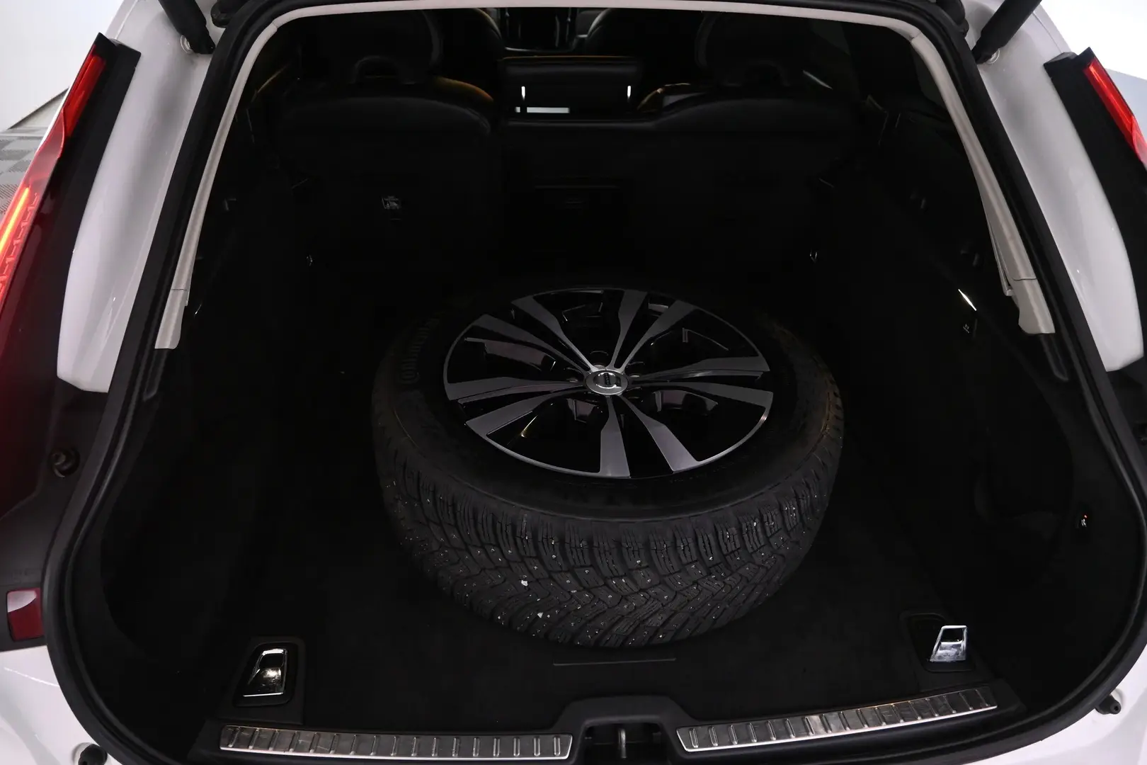 Car Image - 3Qxe9gj0TGsVQkqewX8rca