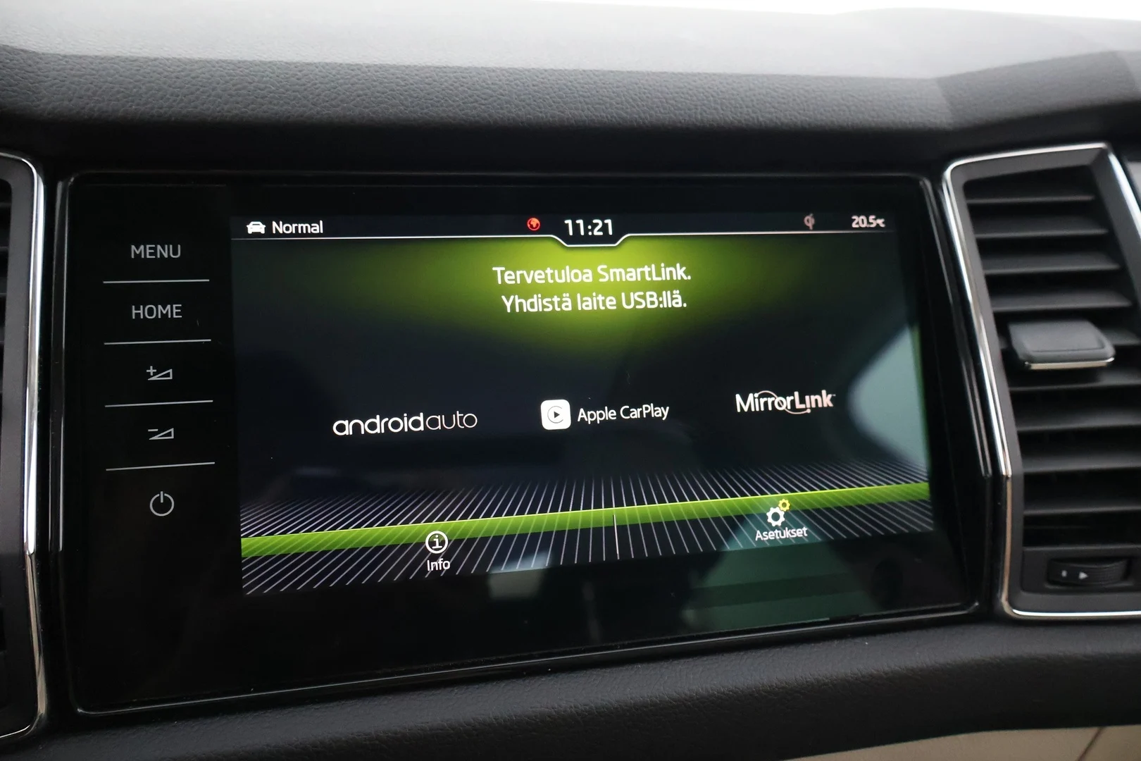 Car Image - XPS1i8zG5o9LzlfuDNN4I