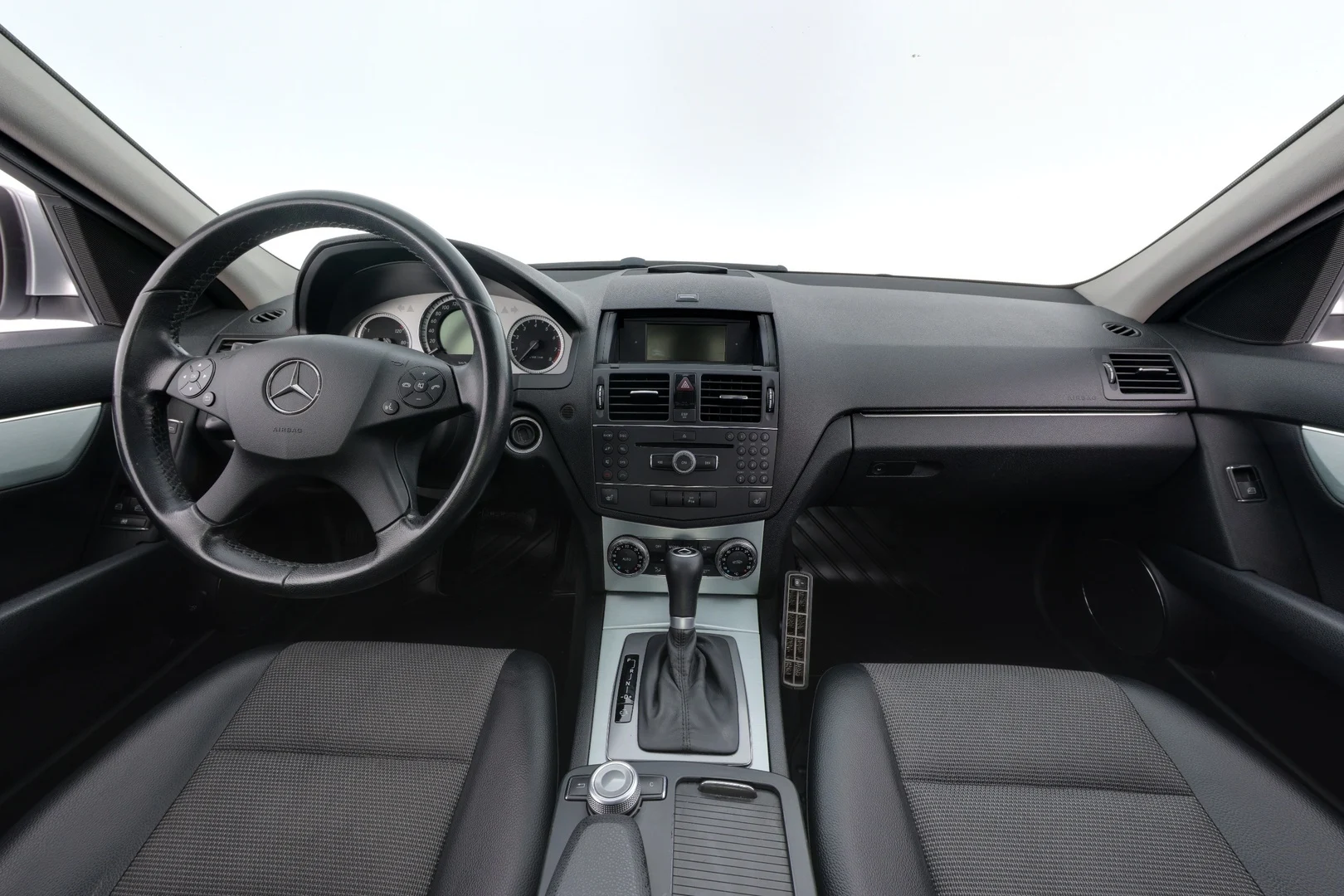 Car Image - 6kXvAWTc80ylmBXB3YvLMF